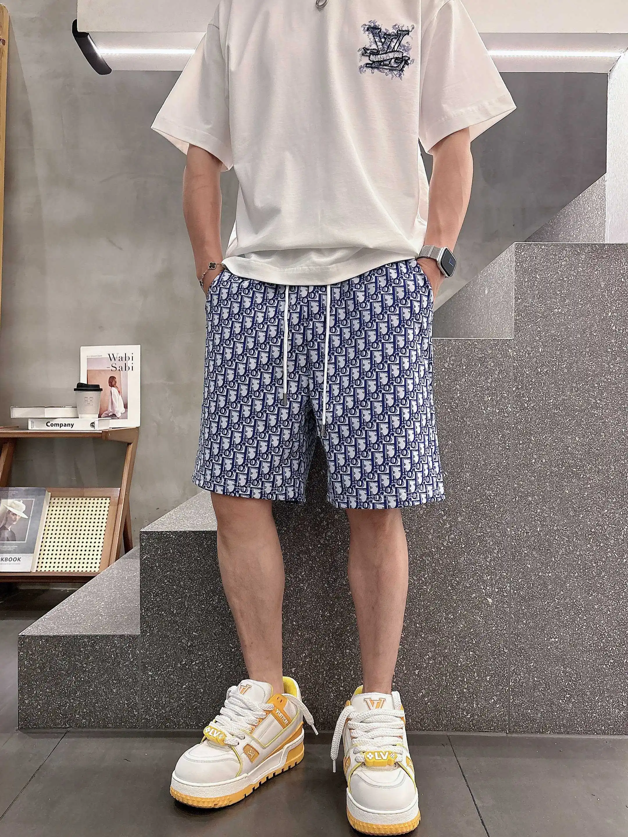 Oblique Jacquard Casual Shorts D16519012 — view 4