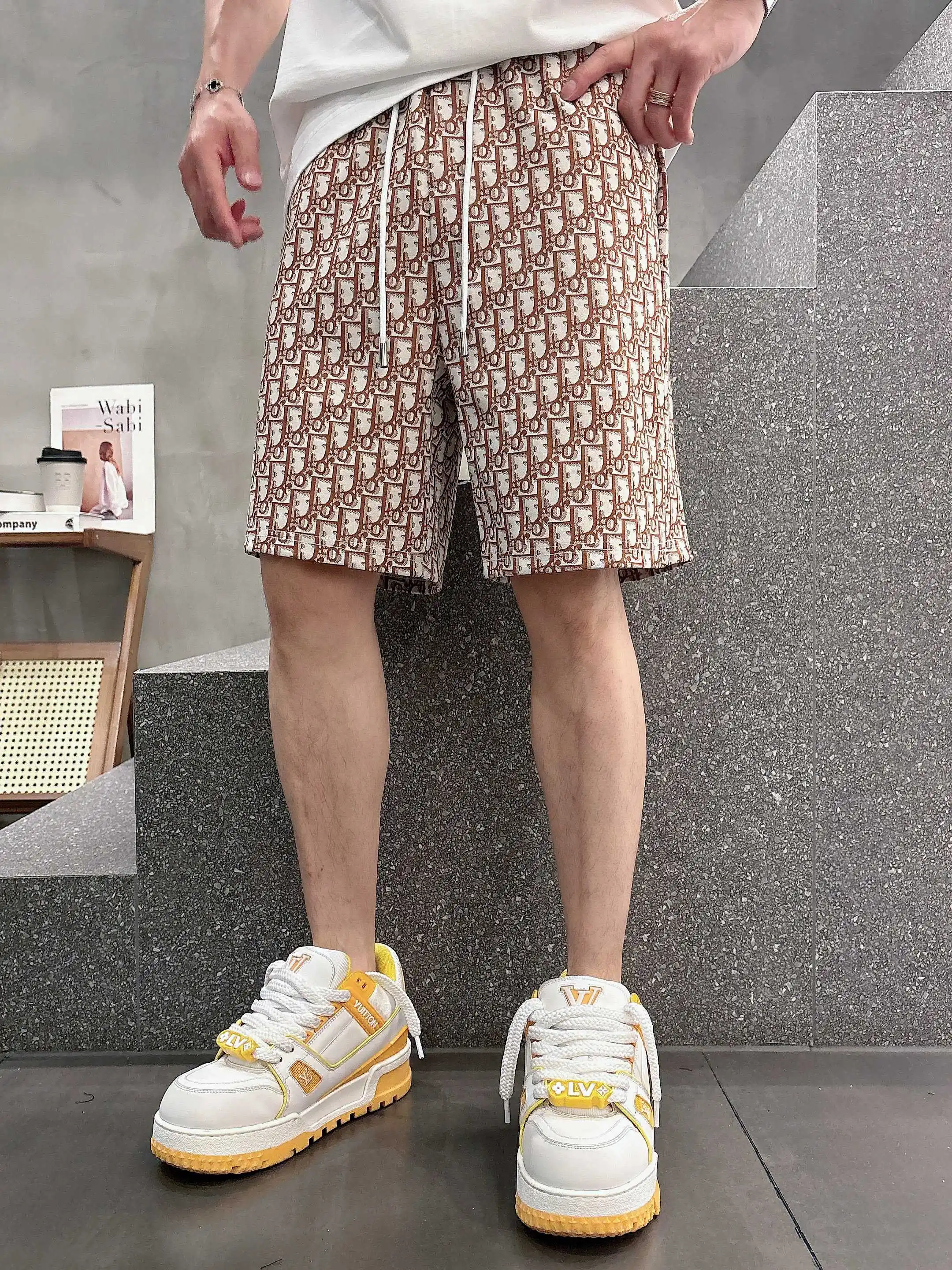 Oblique Jacquard Casual Shorts D16519010