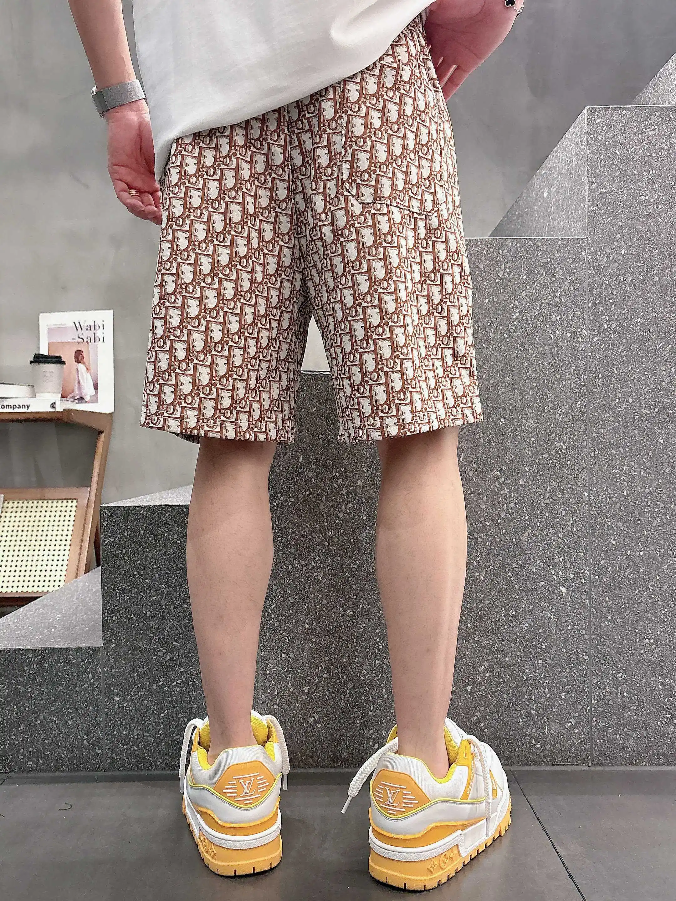 Oblique Jacquard Casual Shorts D16519010 — view 3