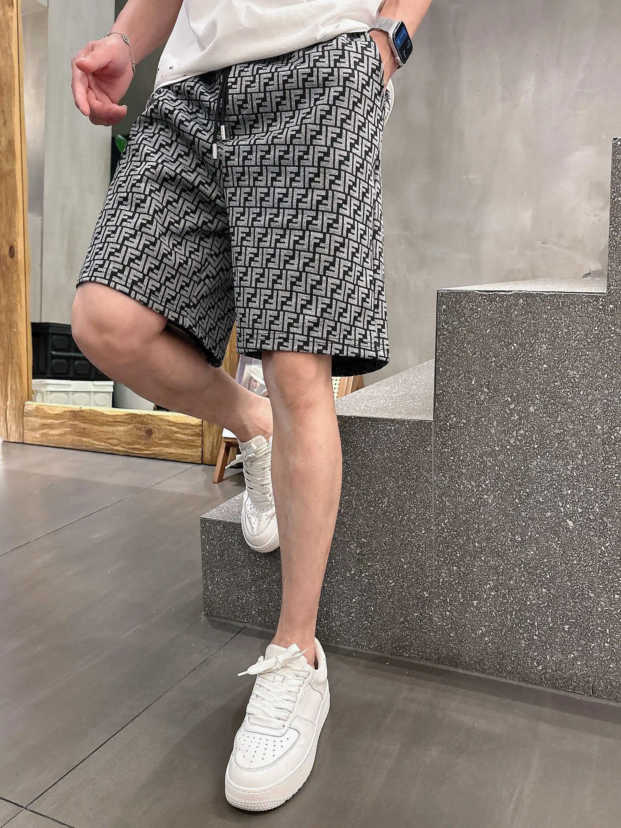 FF Monogram Jacquard Casual Shorts D16519003 — view 9