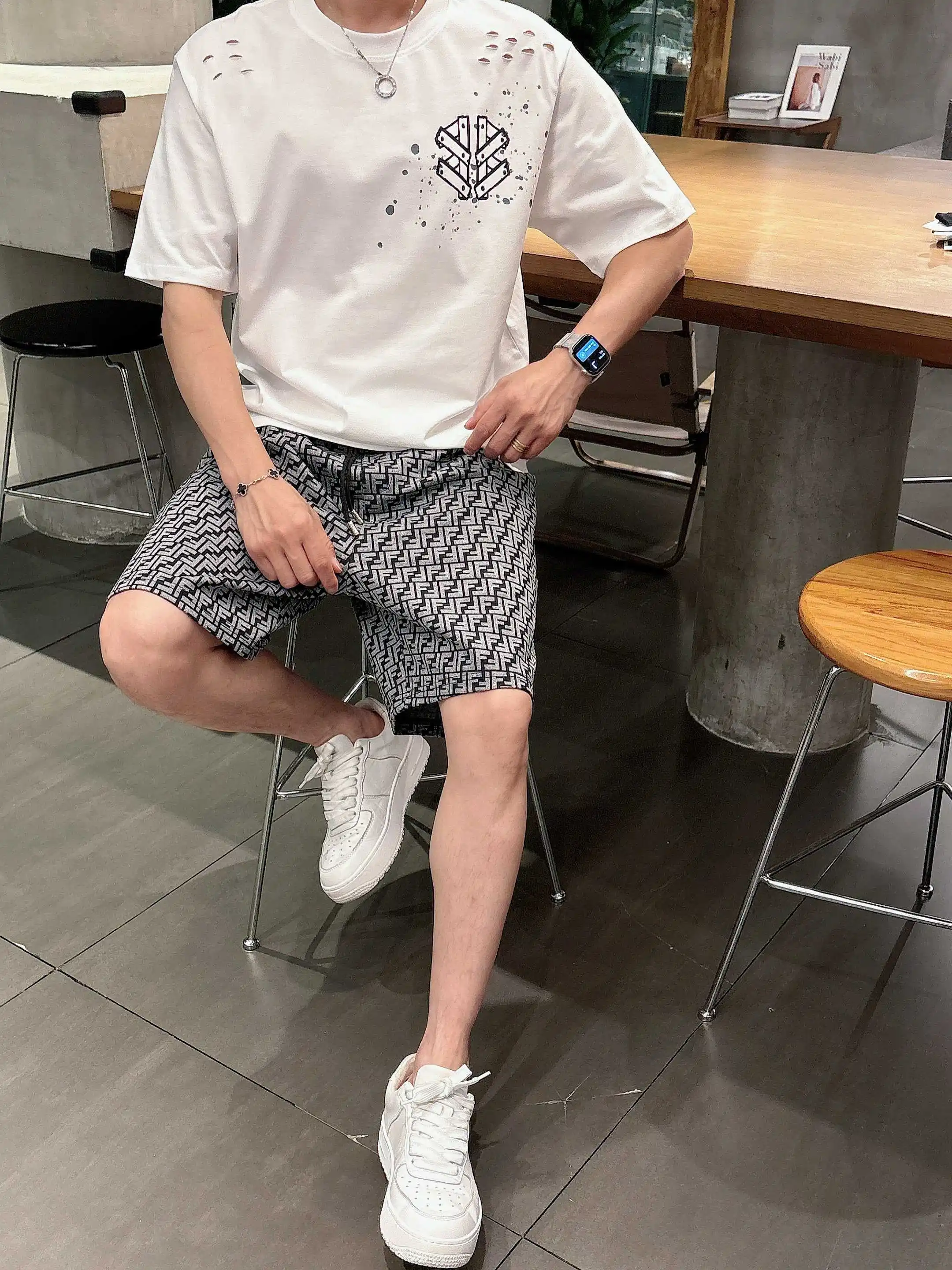 FF Monogram Jacquard Casual Shorts D16519003 — view 12