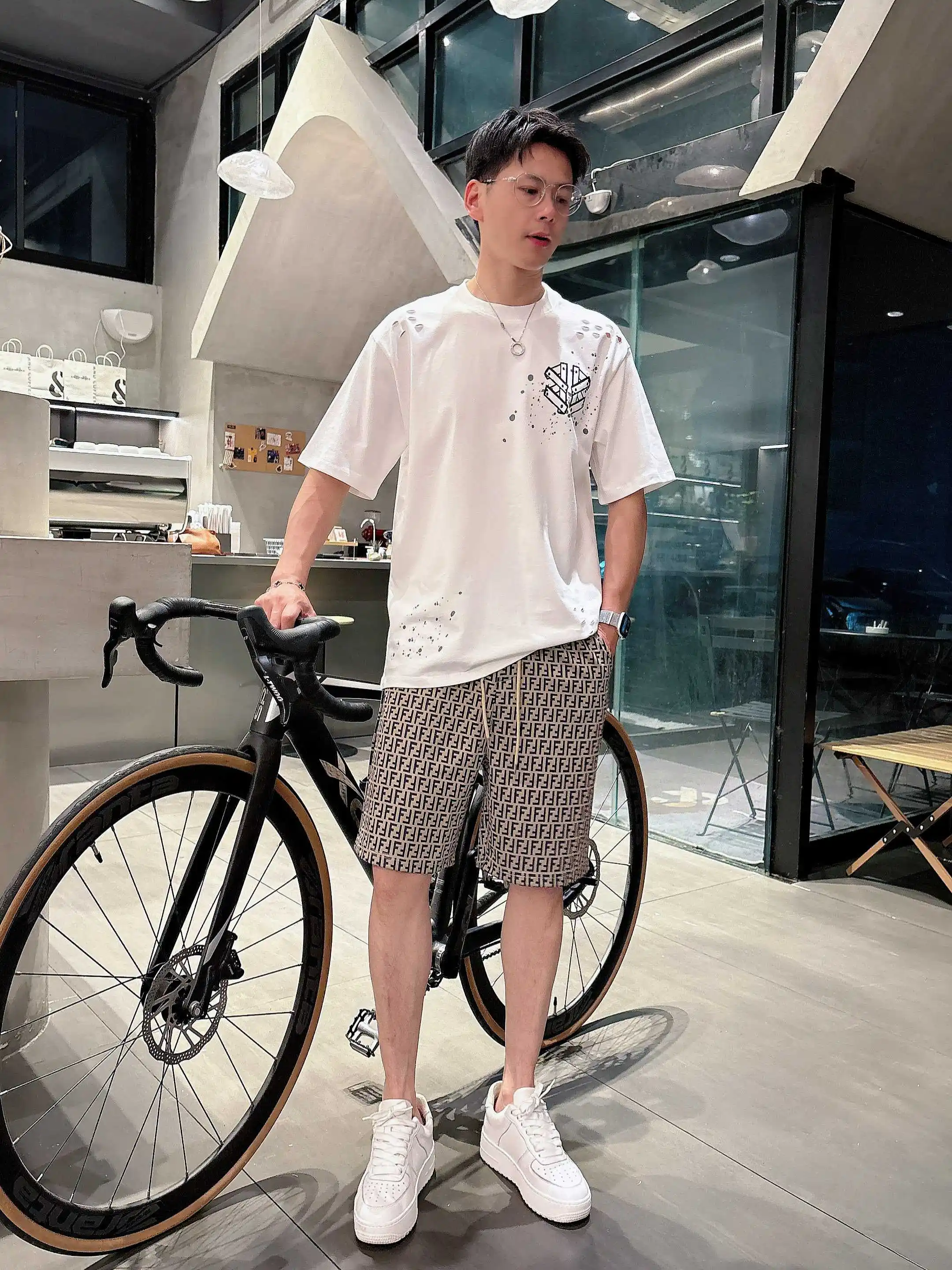 FF Monogram Jacquard Casual Shorts D16519006 — view 10