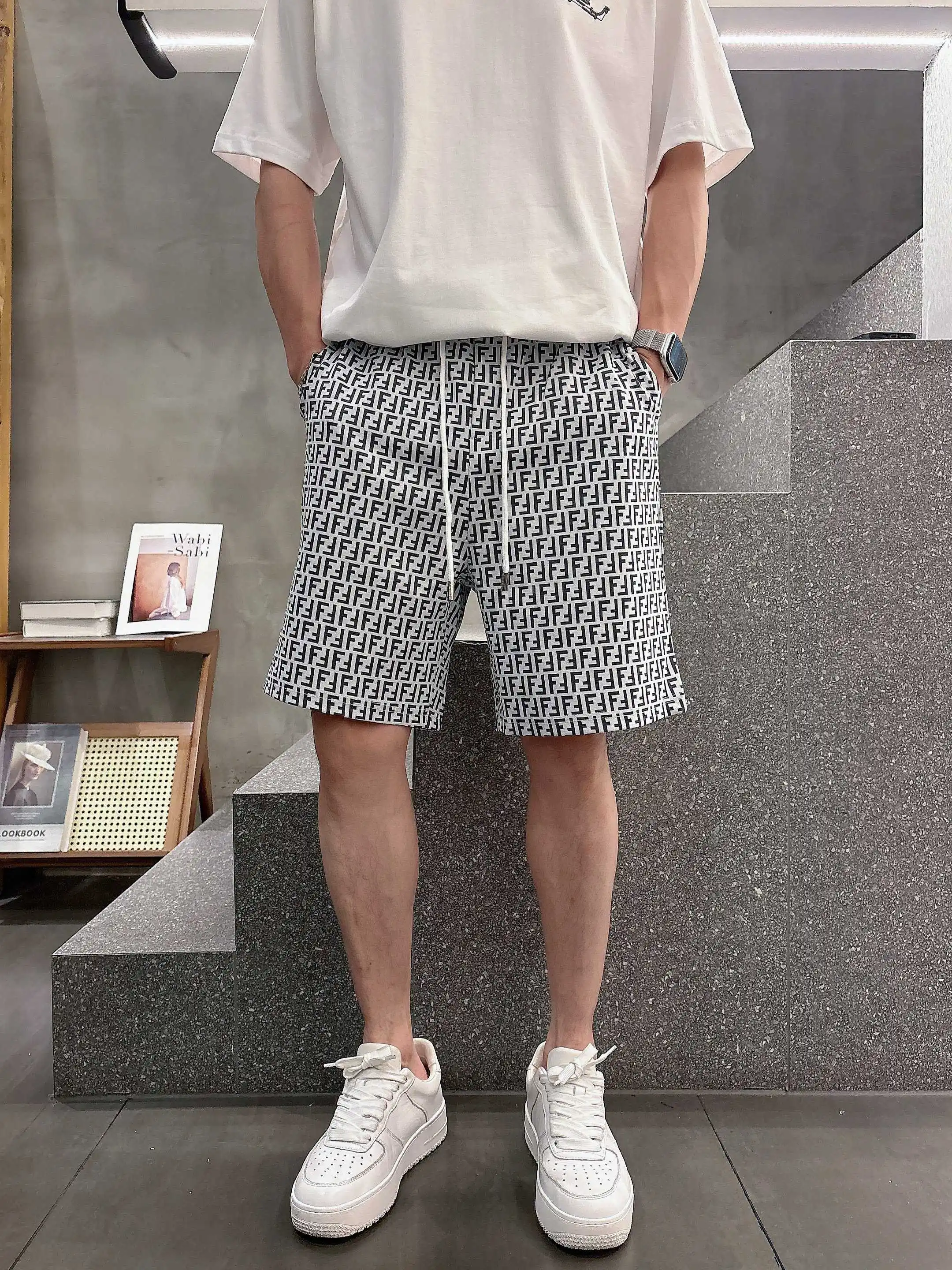 FF Monogram Jacquard Casual Shorts D16519005 — view 4