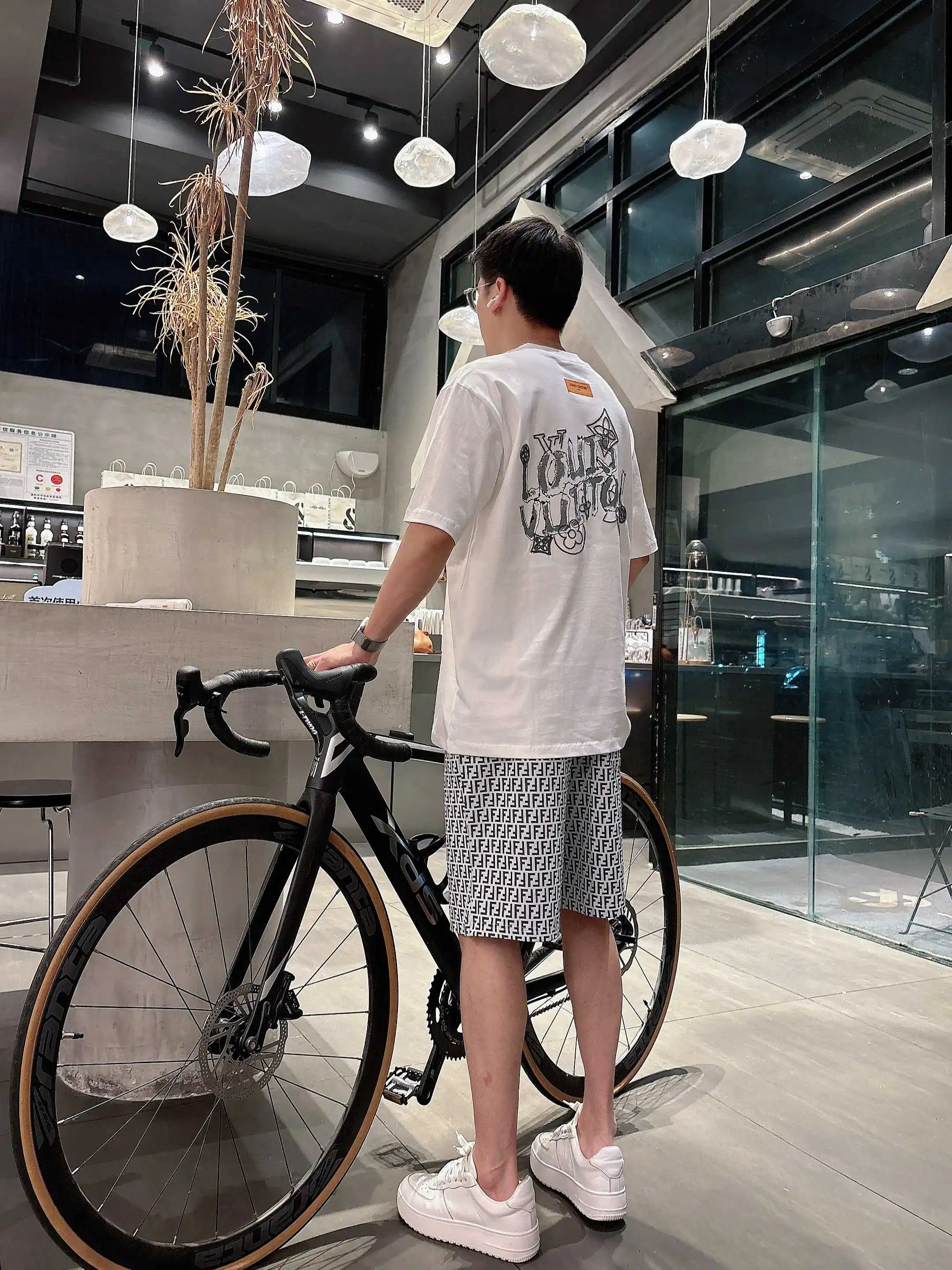 FF Monogram Jacquard Casual Shorts D16519005 — view 12