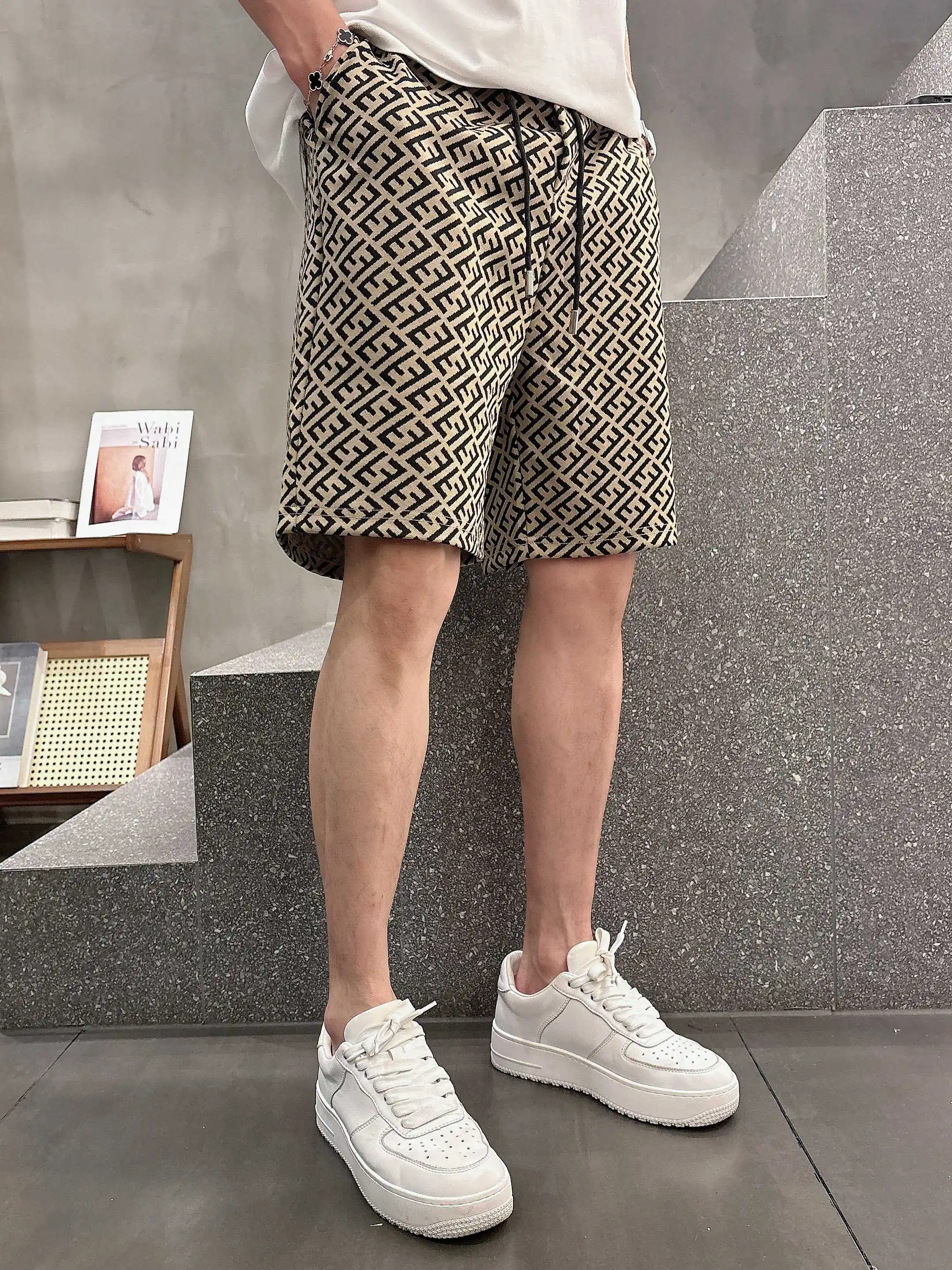 FF Monogram Jacquard Casual Shorts D16519002 — view 3