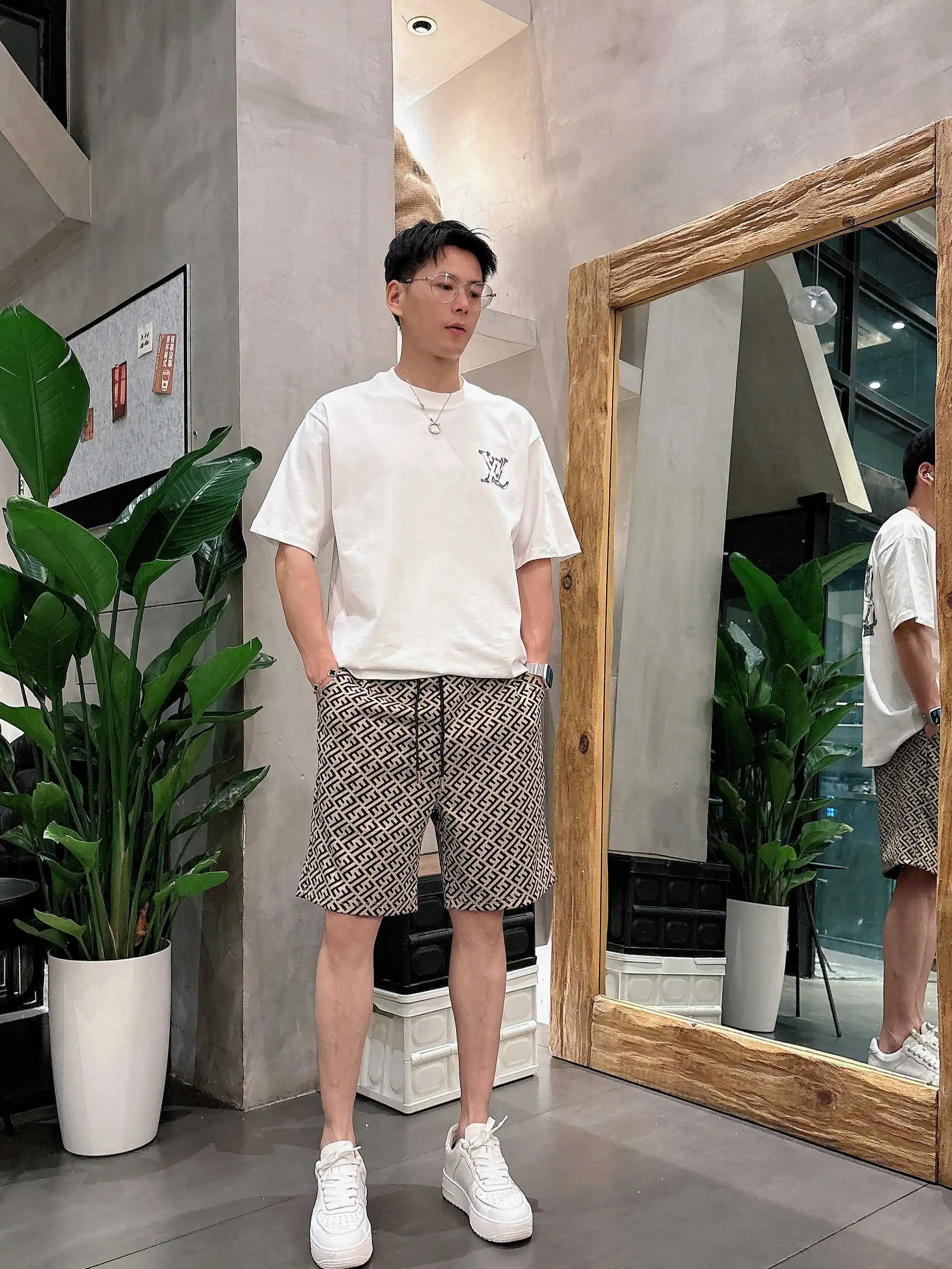 FF Monogram Jacquard Casual Shorts D16519002 — view 10