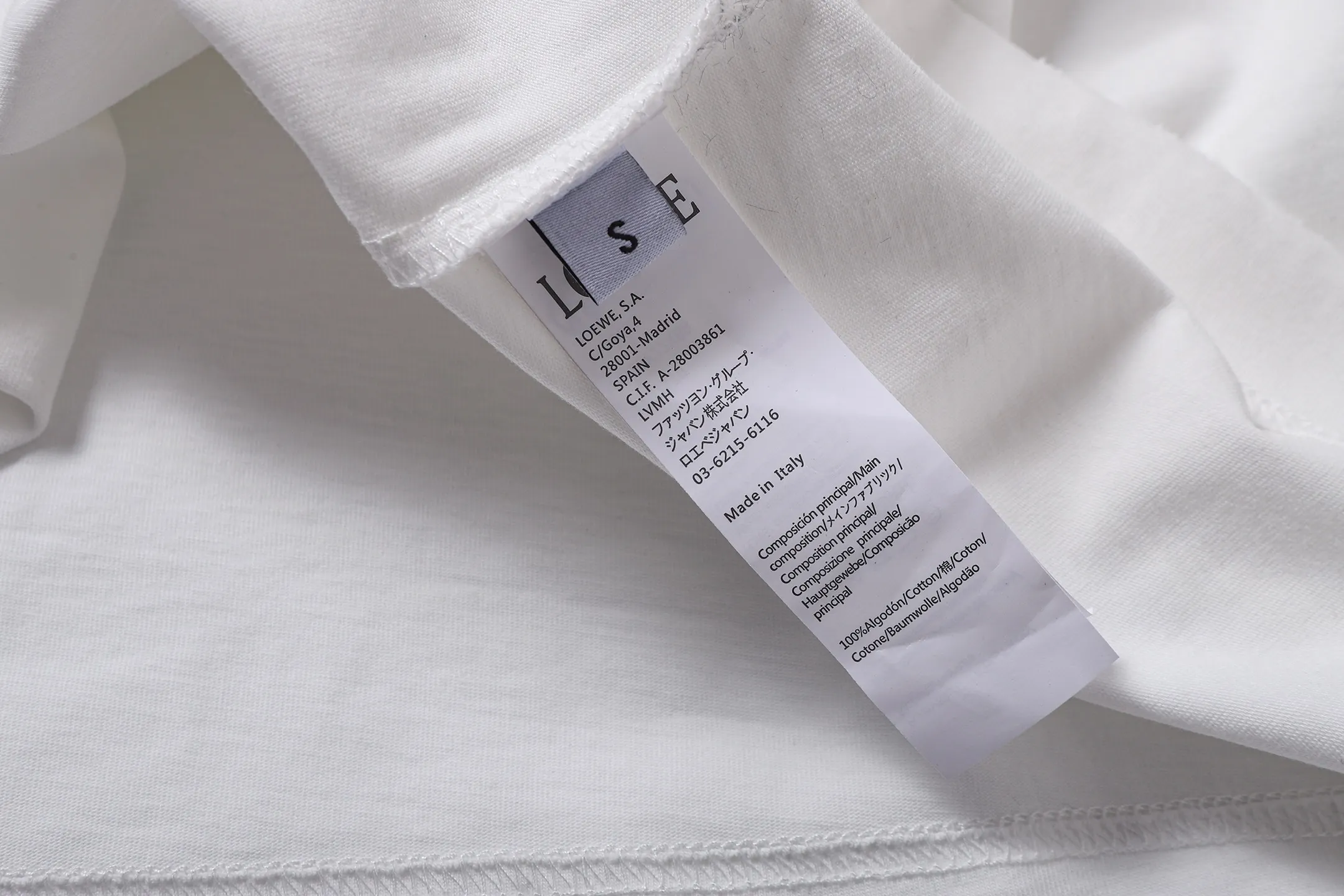 Hand-Painted Anagram Logo Cotton T-Shirt D16513302 — view 8