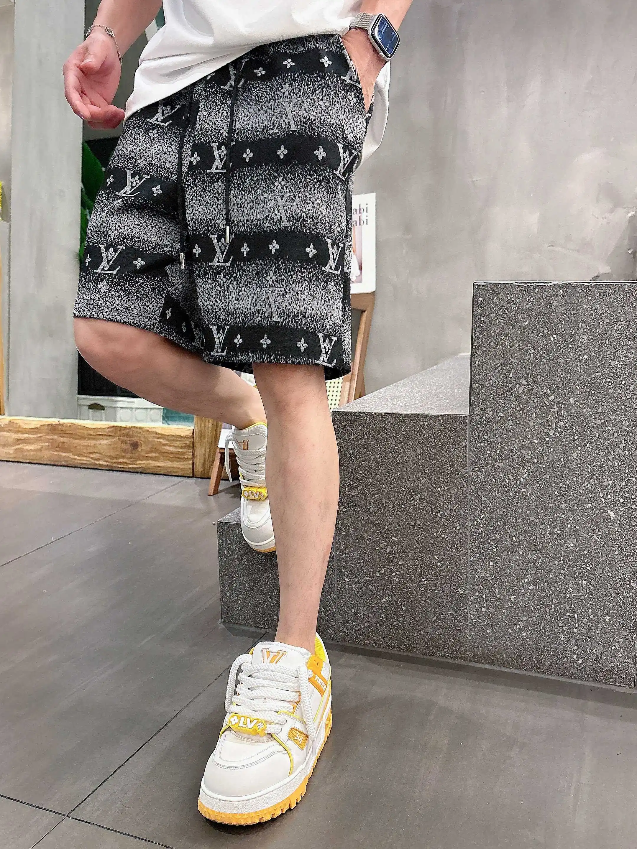 Monogram Jacquard Drawstring Shorts D16519032 — view 7
