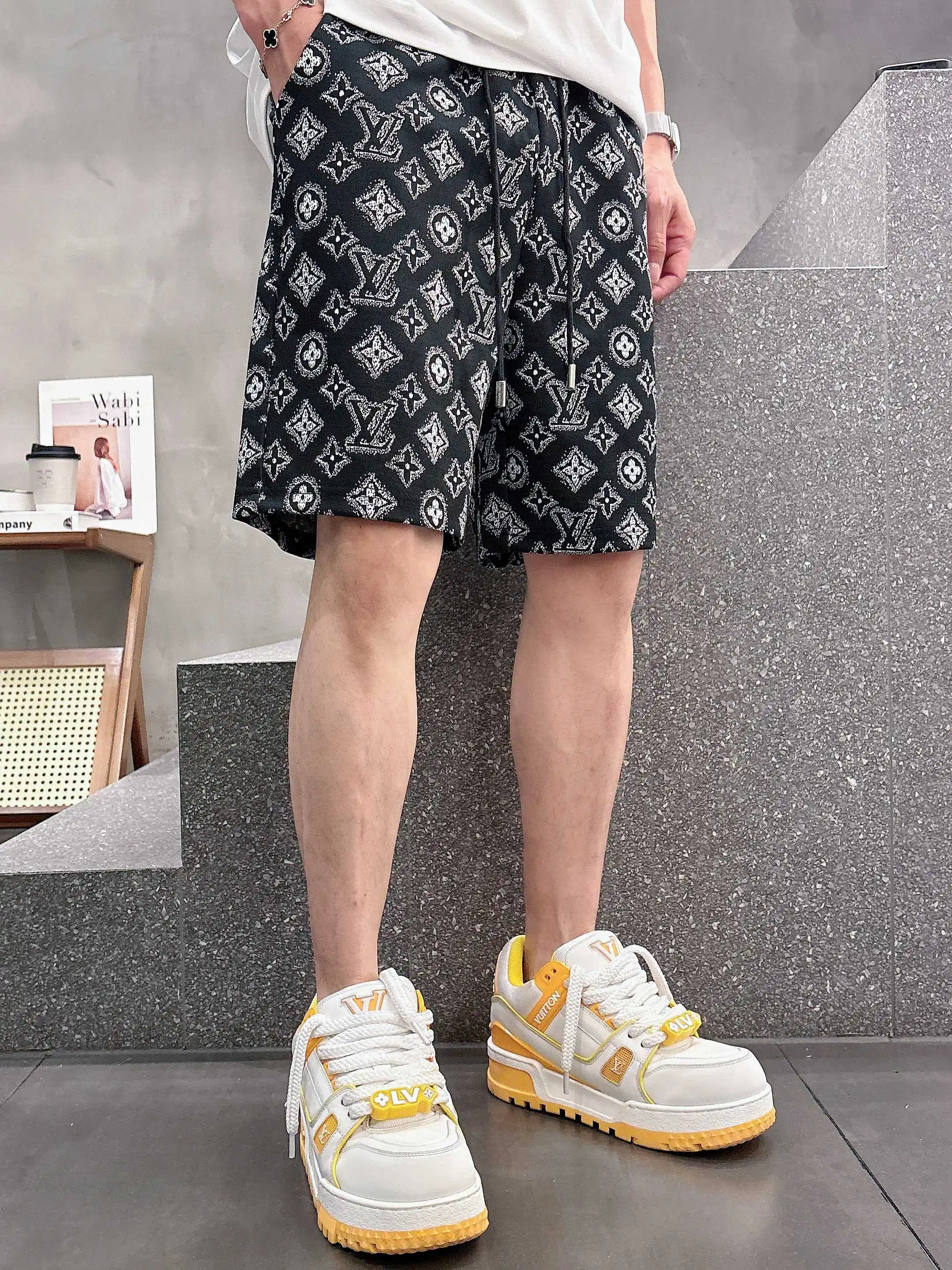 Monogram Jacquard Casual Shorts D16519029 — view 3