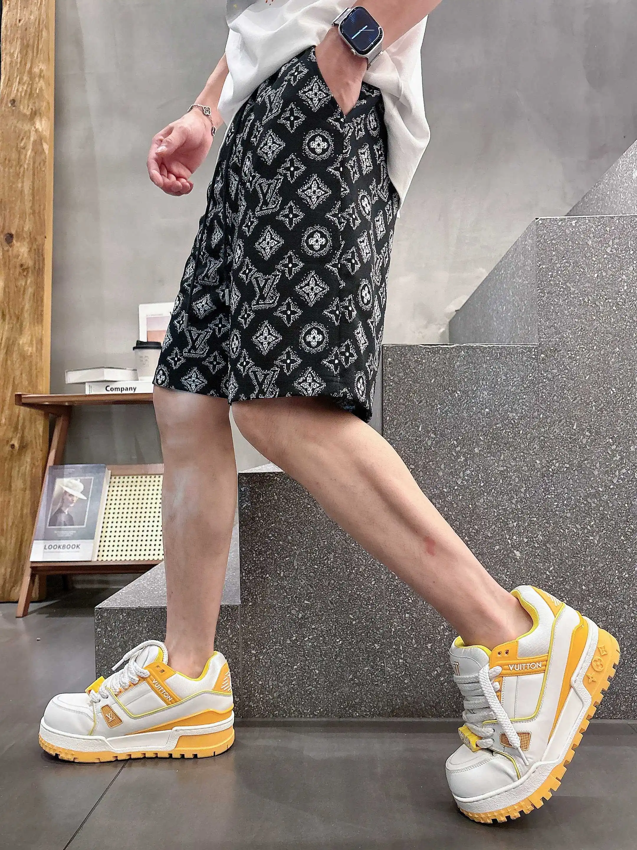 Monogram Jacquard Casual Shorts D16519029 — view 11
