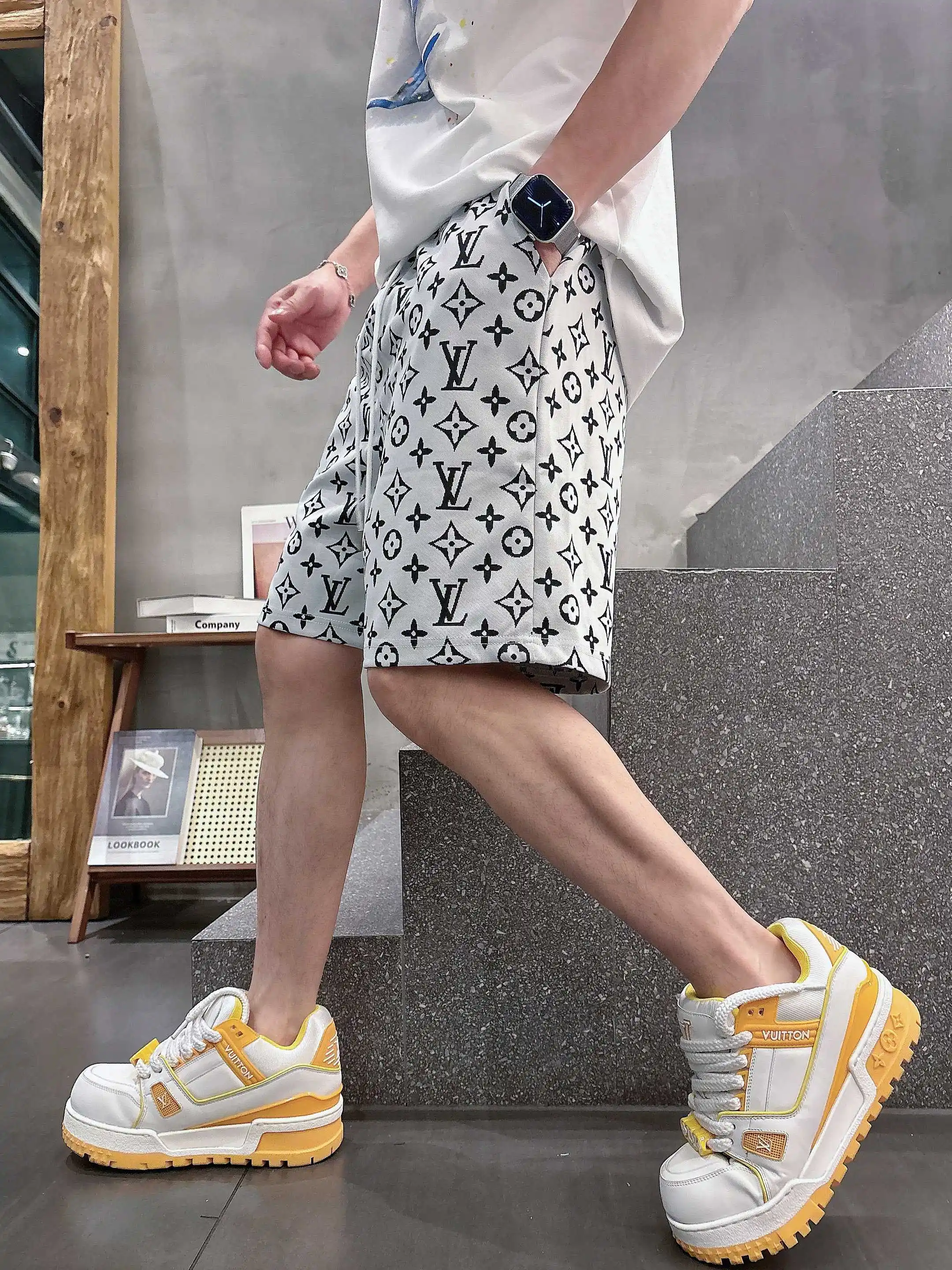 Monogram Jacquard Casual Shorts D16519034 — view 3