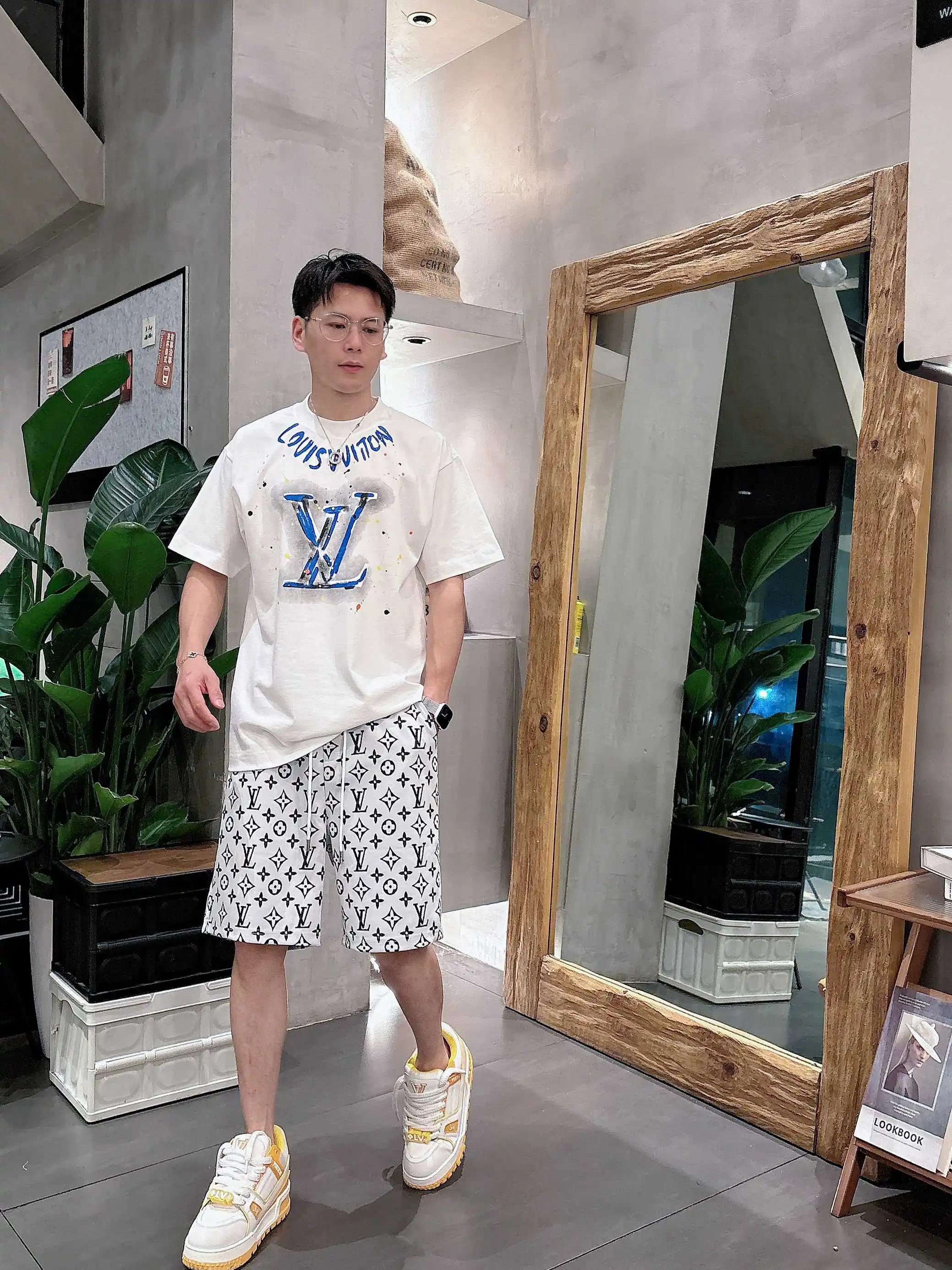 Monogram Jacquard Casual Shorts D16519034 — view 11