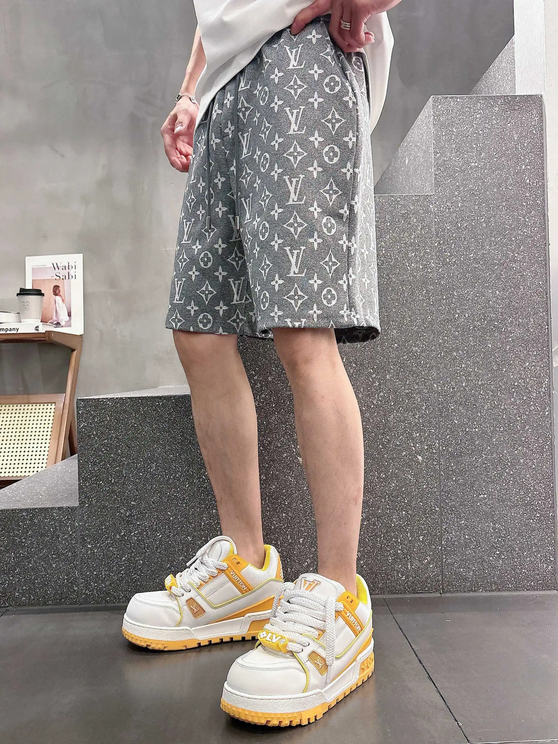 Monogram Jacquard Casual Shorts D16519028 — view 2