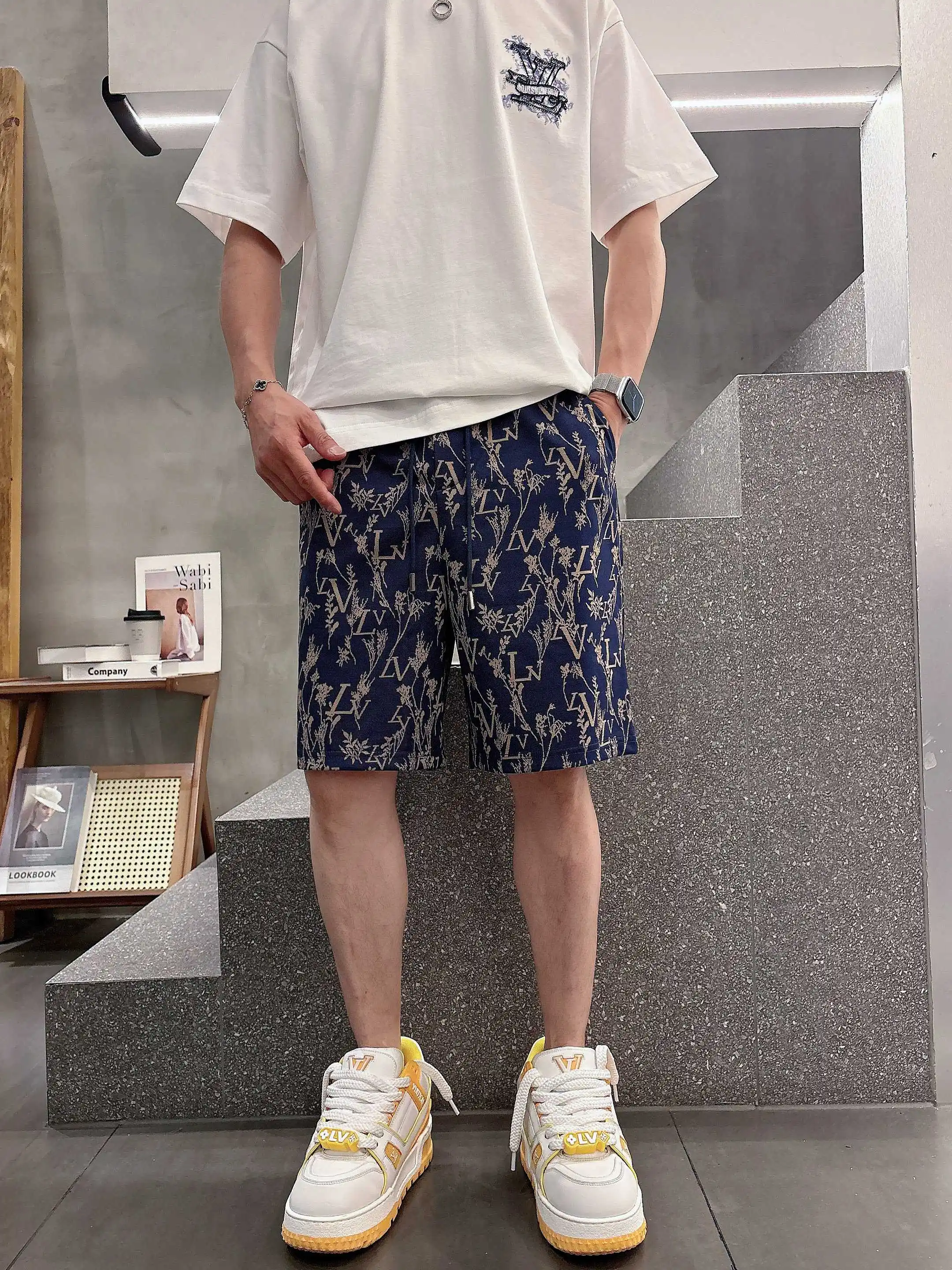 Jacquard Monogram Floral Casual Shorts D16519031 — view 9