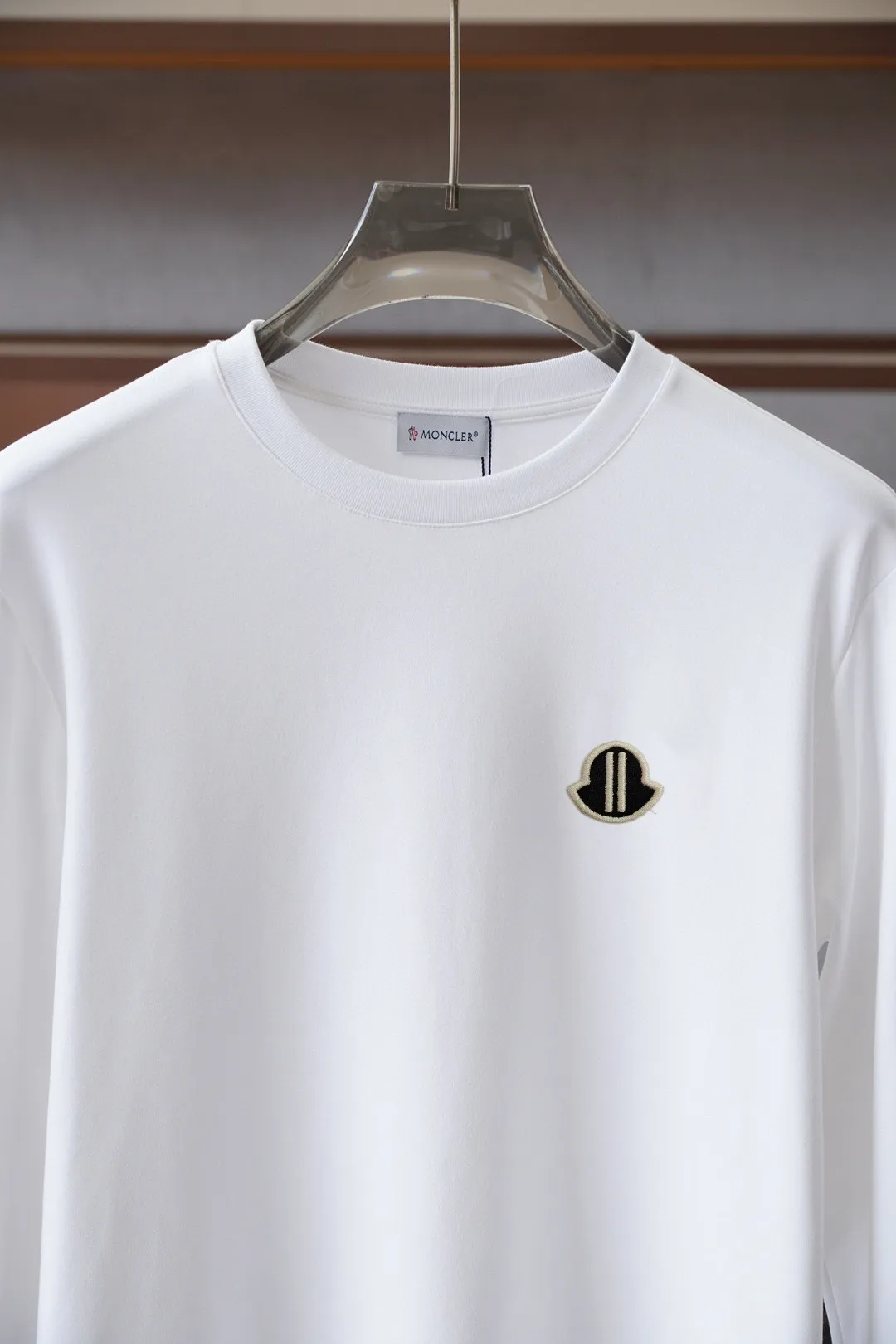 Logo-Appliqué Long-Sleeved Cotton T-Shirt D16514437 — view 6