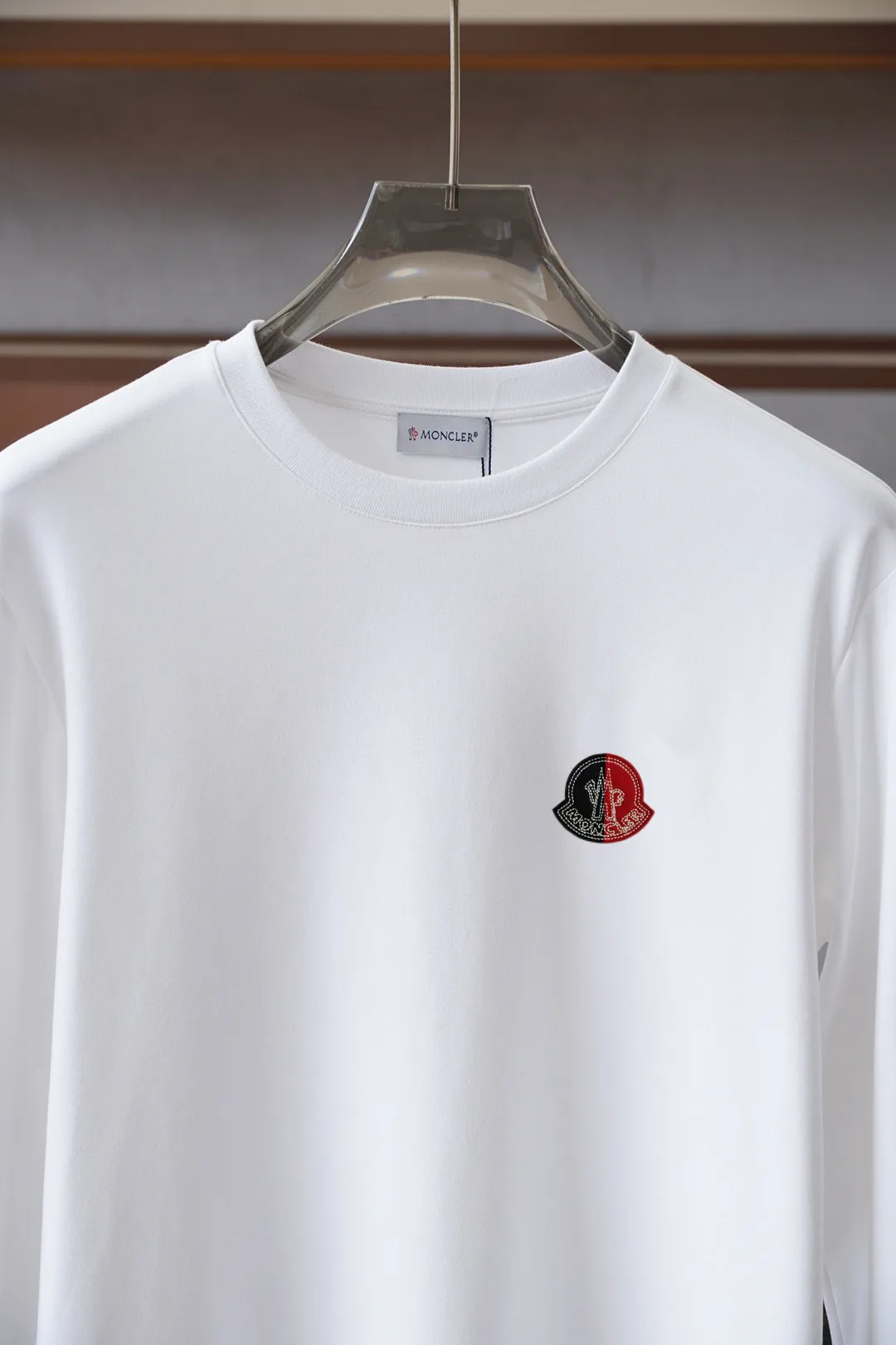 Logo-Appliqué Long-Sleeved Cotton T-Shirt D16514429 — view 6