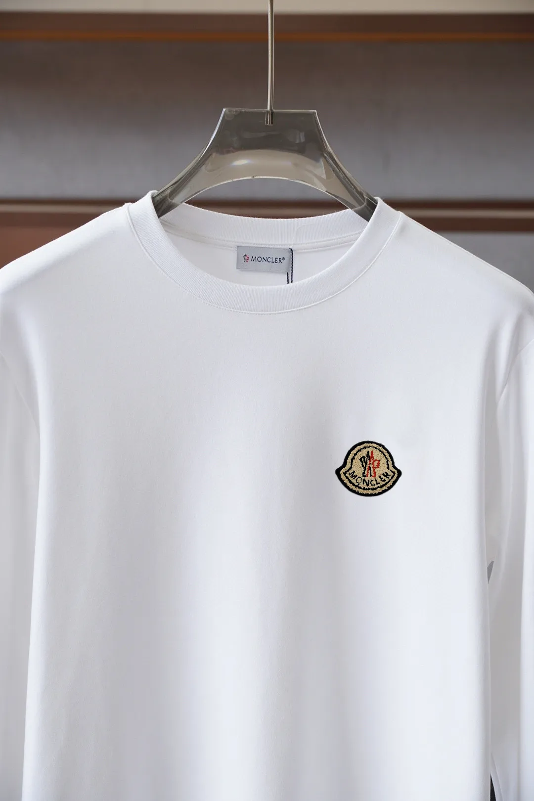 Moncler Logo-Patch Long-Sleeved Cotton T-Shirt D16514442 — view 6