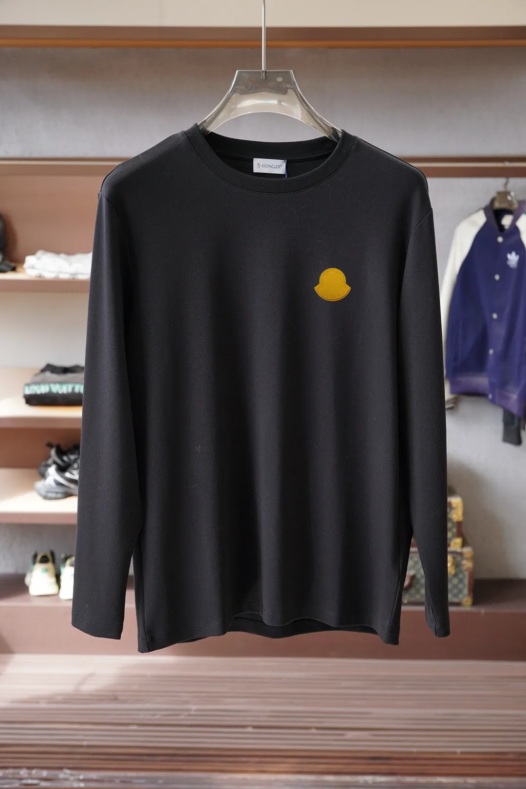 Logo-Patch Long-Sleeved Cotton T-Shirt D16514439 — view 2