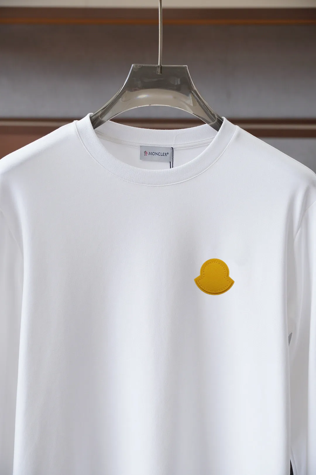 Logo-Patch Long-Sleeved Cotton T-Shirt D16514439 — view 6
