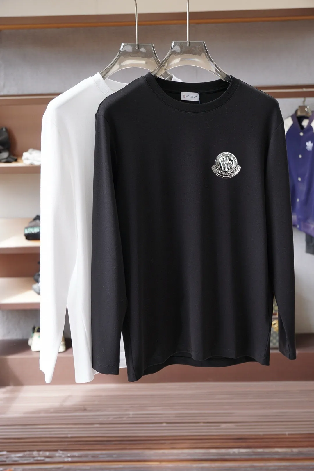 Logo-Appliqué Long-Sleeved Cotton T-Shirt D16514426