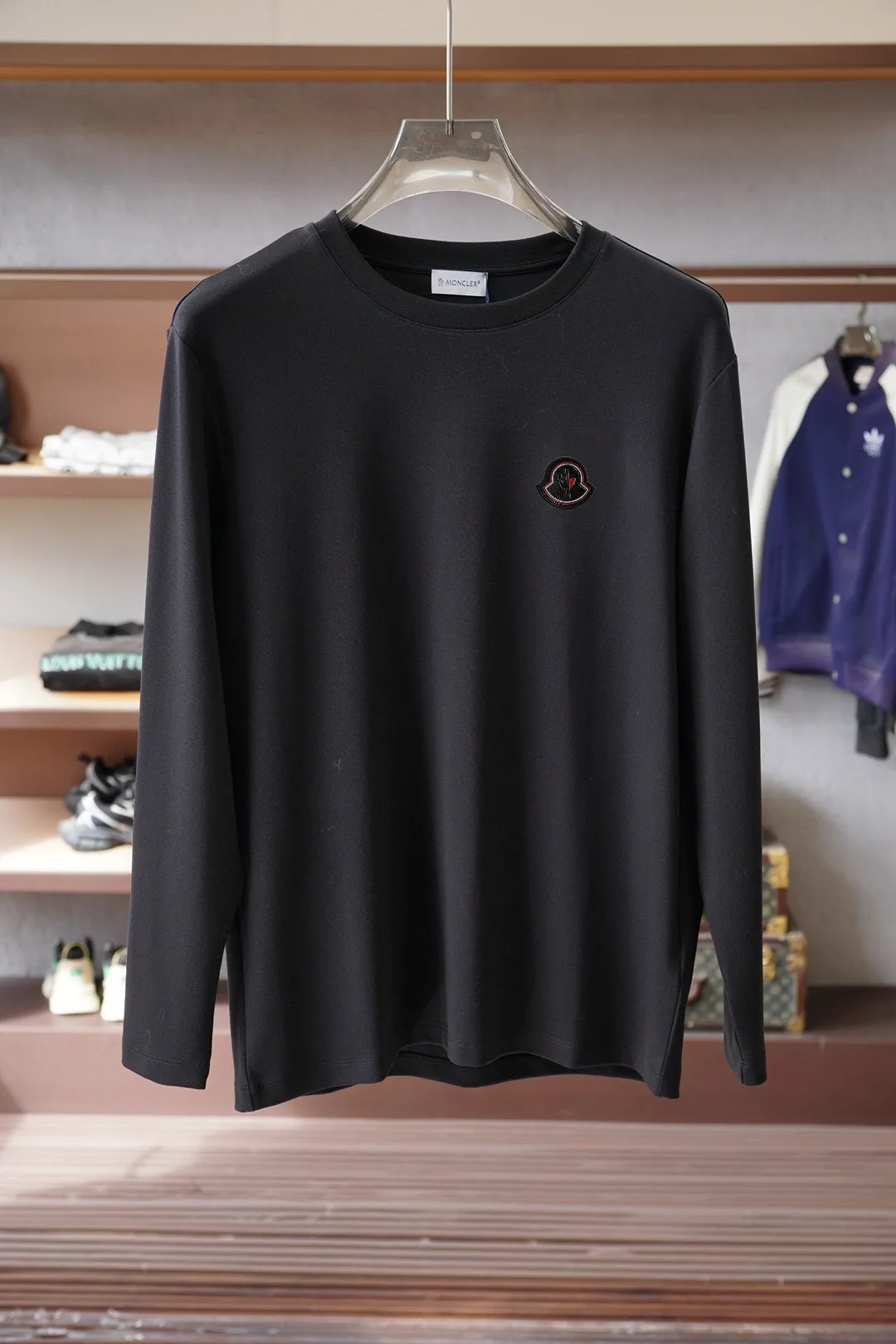 Logo-Appliqué Long-Sleeved Cotton T-Shirt D16514441 — view 2