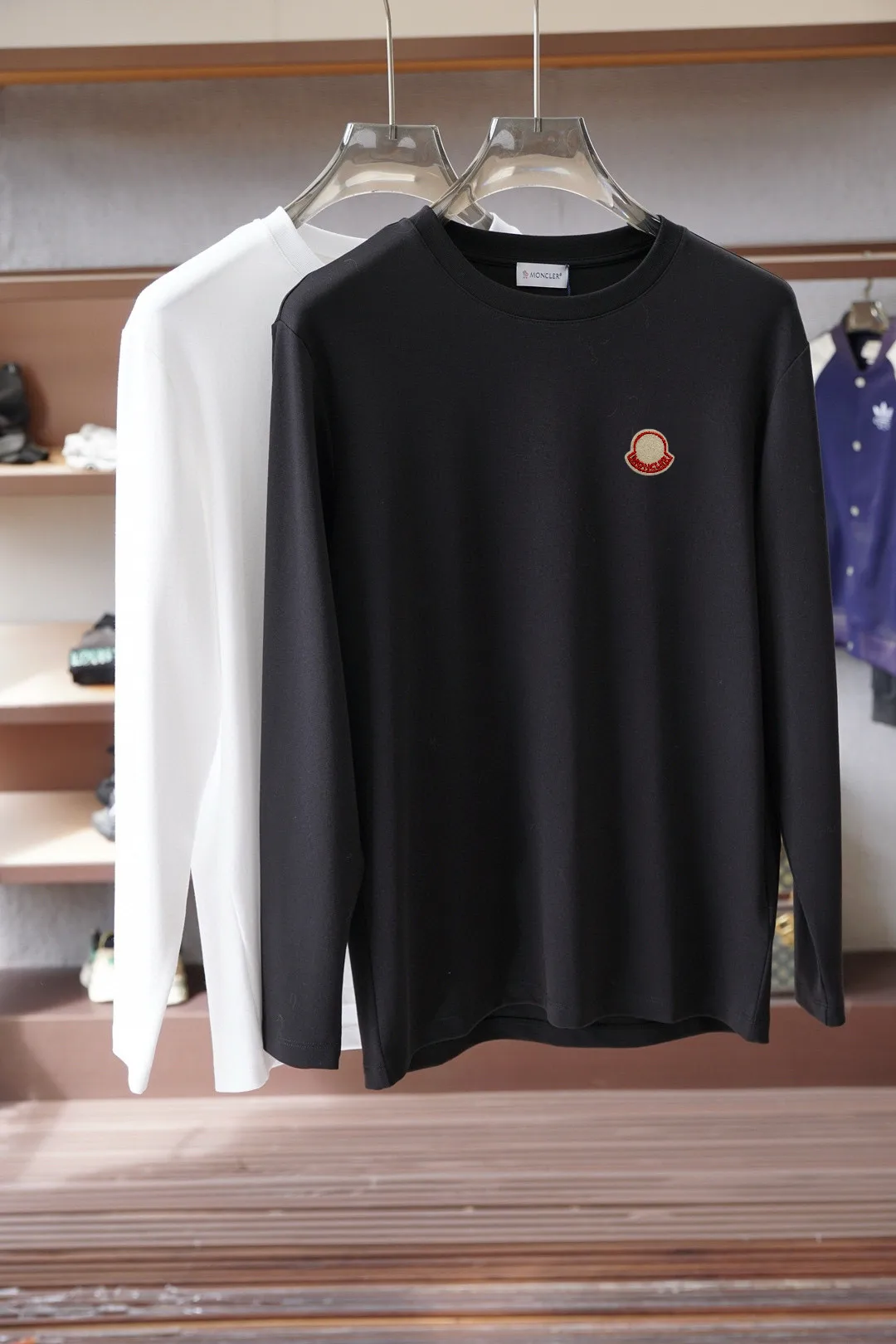 Logo-Appliqué Long-Sleeved Cotton T-Shirt D16514443
