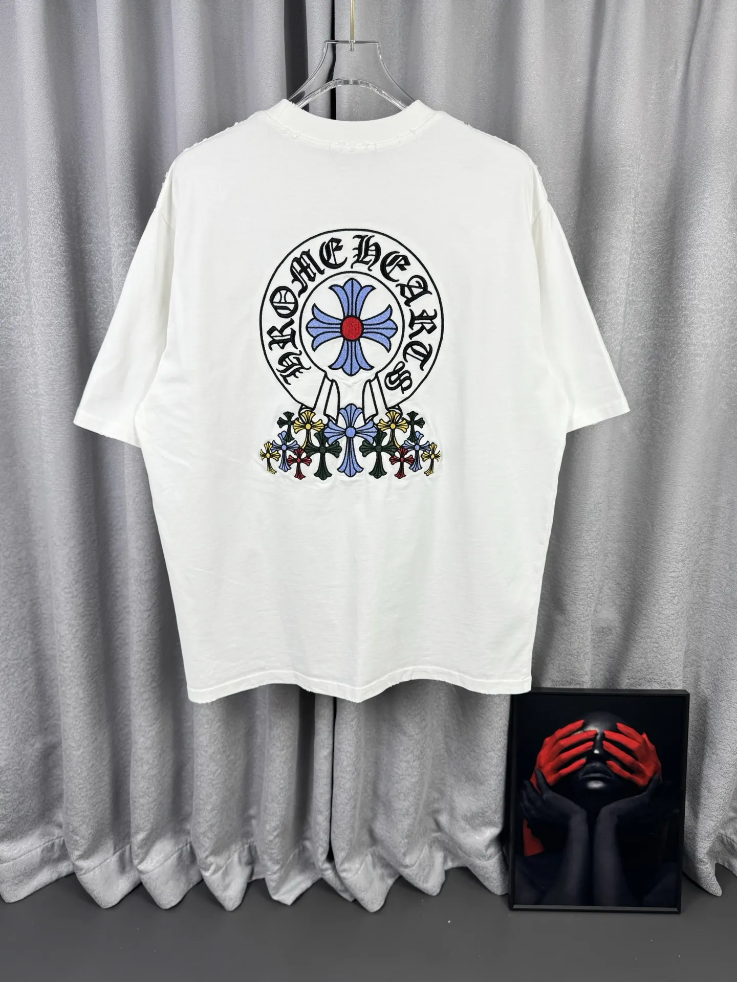 Chrome Hearts Distressed Cross Embroidery T-Shirt D16519586 — view 3