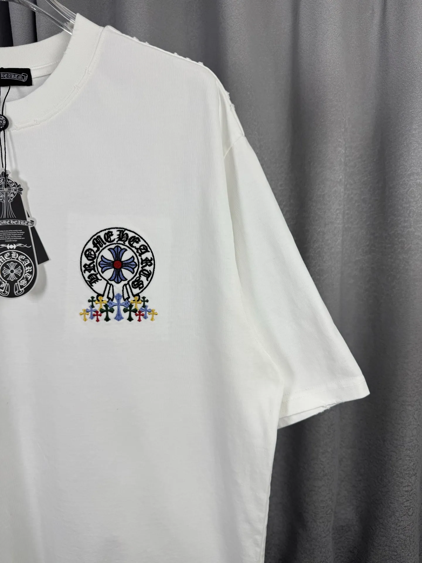 Chrome Hearts Distressed Cross Embroidery T-Shirt D16519586 — view 5