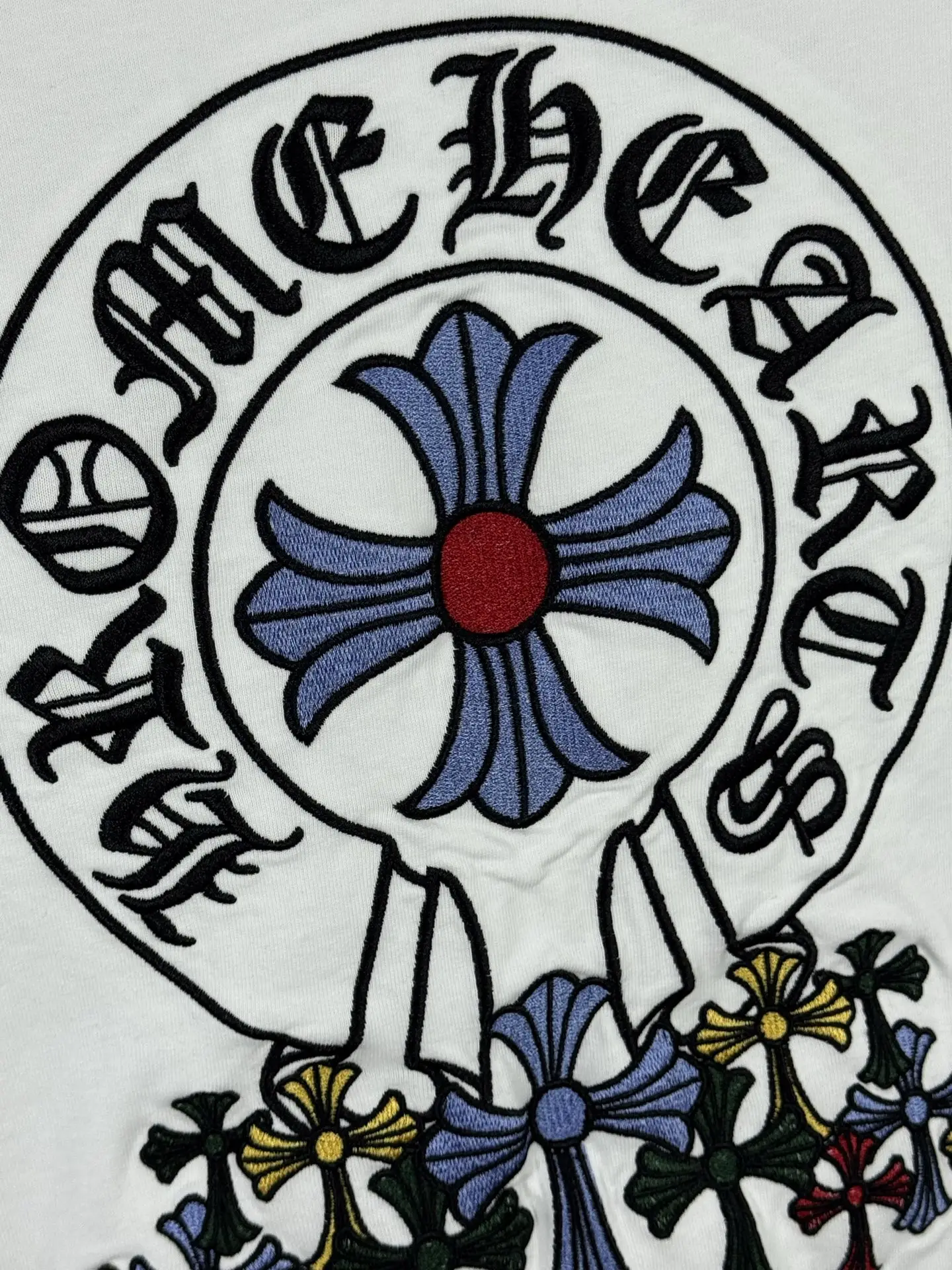 Chrome Hearts Distressed Cross Embroidery T-Shirt D16519586 — view 8