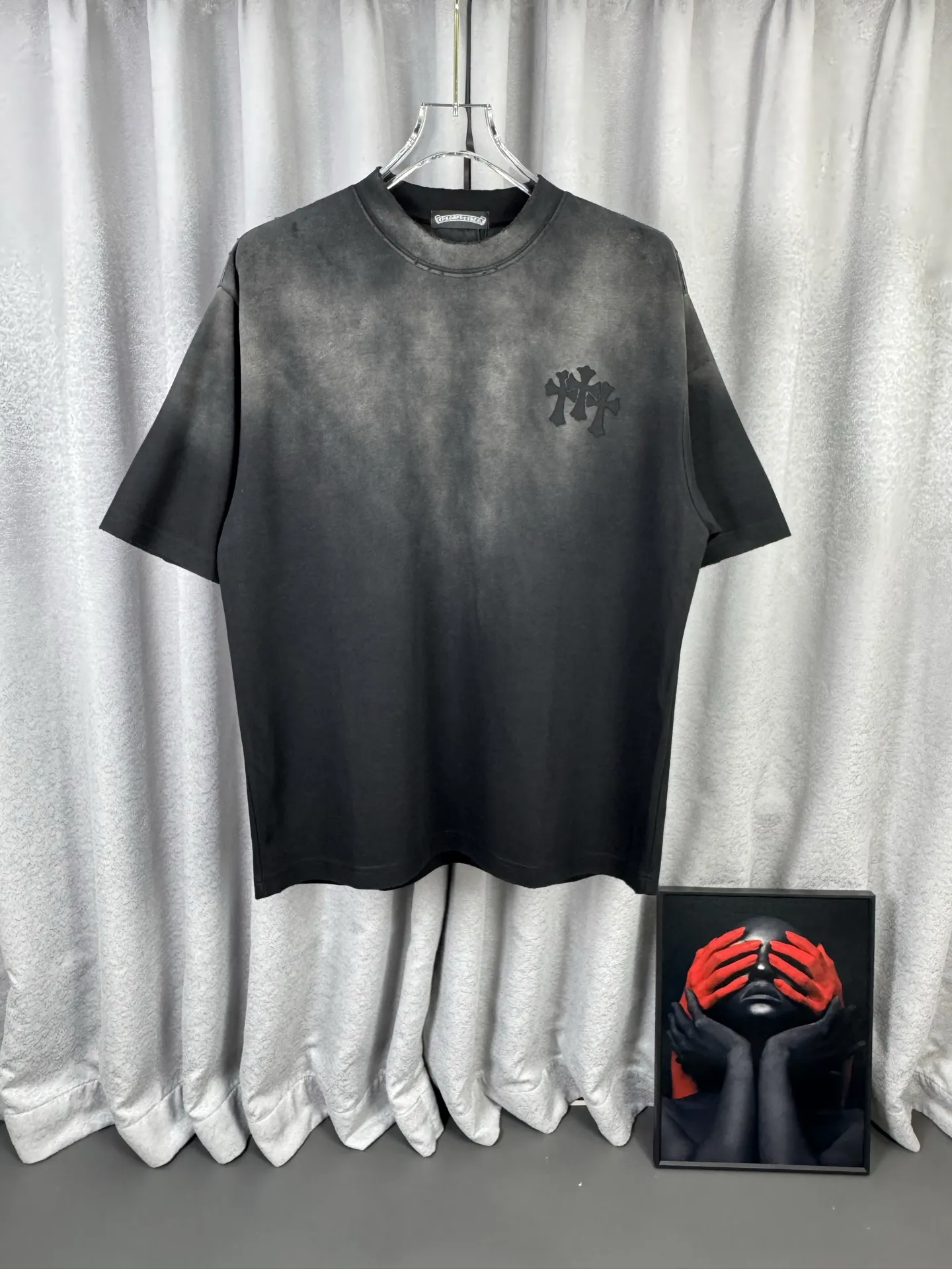 Acid-Wash Cross Patch Embroidered T-Shirt D16519595