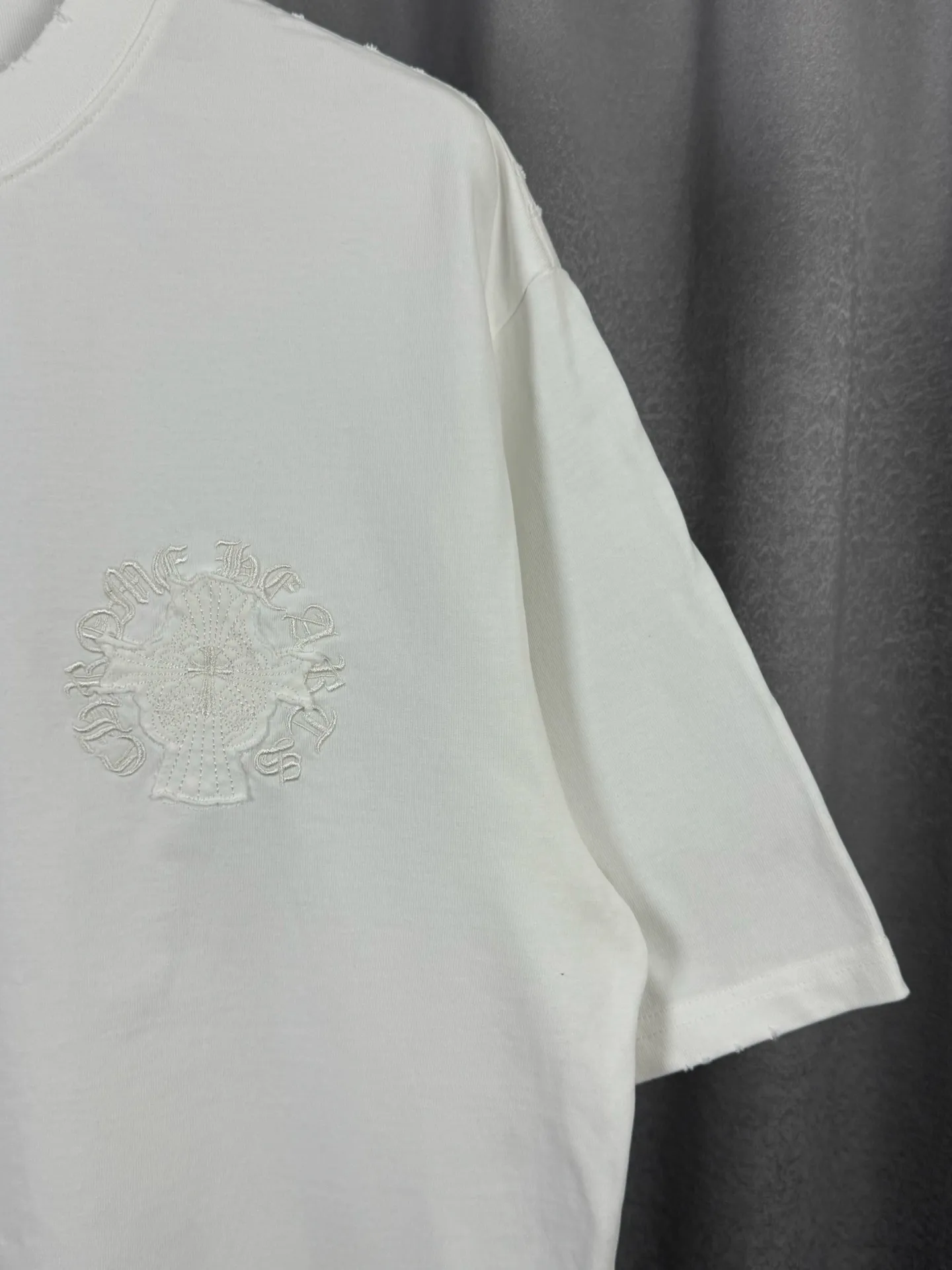 Chrome Hearts Distressed Acid-Wash Embroidered T-Shirt D16519590 — view 5