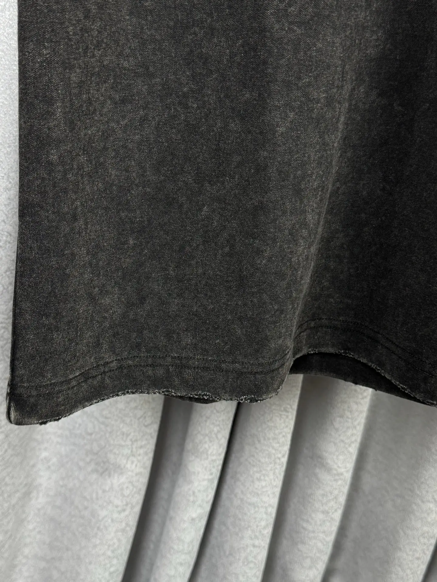 Acid-Wash Embroidered Cotton T-Shirt D16519599 — view 7