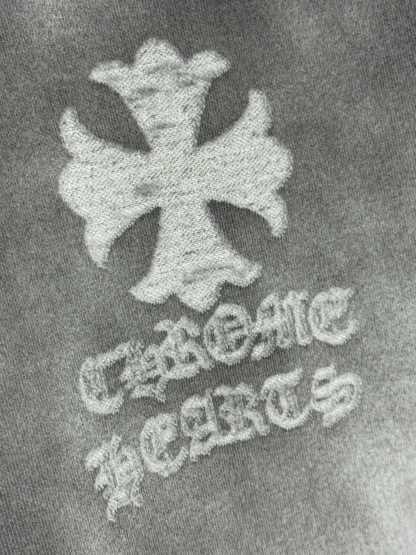 Acid-Wash Distressed Cross Embroidered T-Shirt D16519594 — view 6