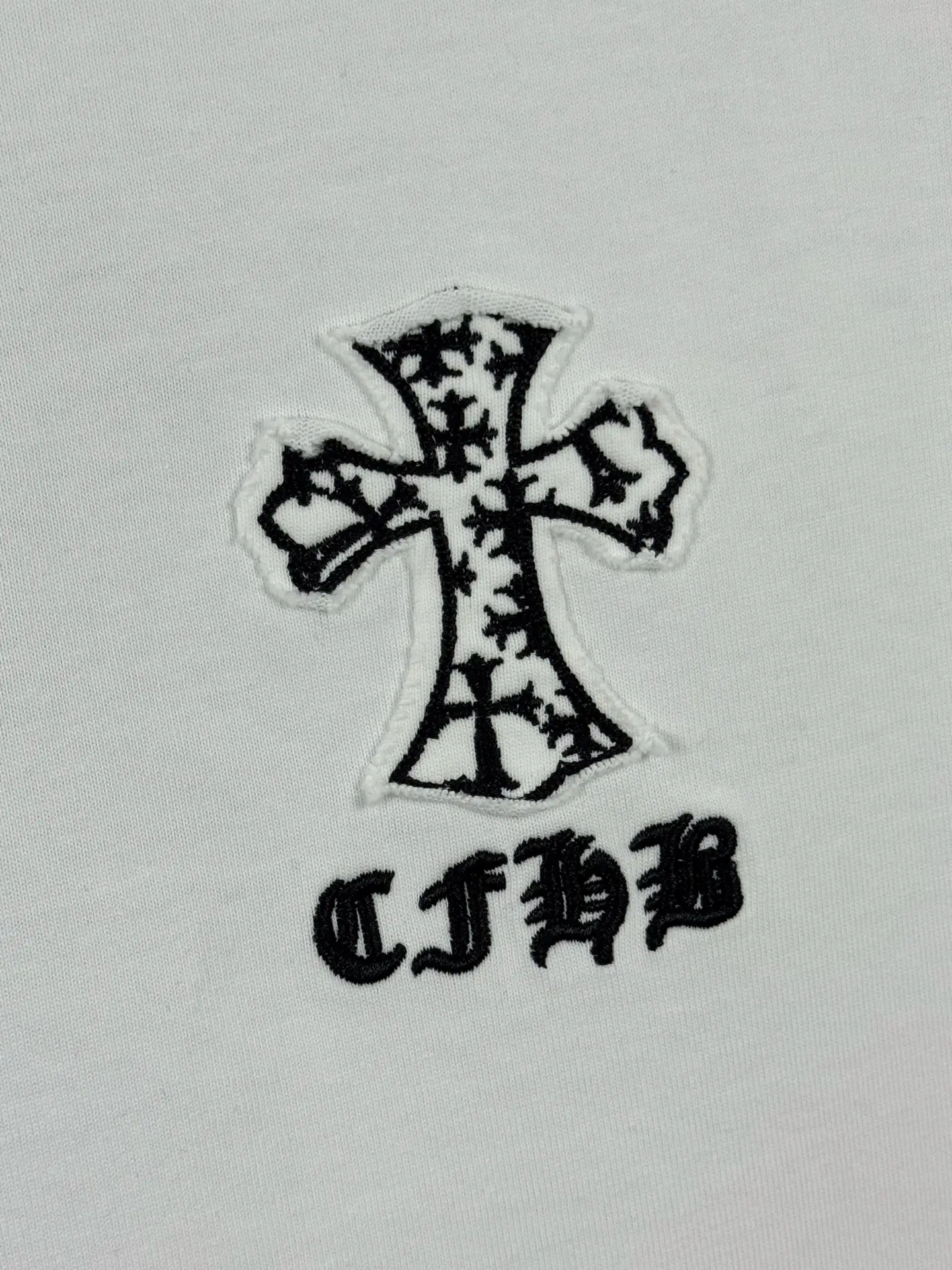 Chrome Hearts Acid-Wash Distressed Cross Patch T-Shirt D16519591 — view 6