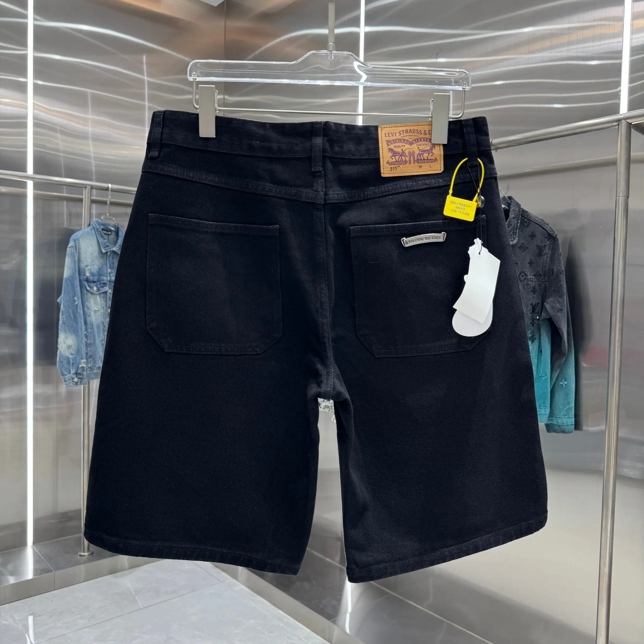Cross Patch Embossed Denim Shorts D17019117 — view 2