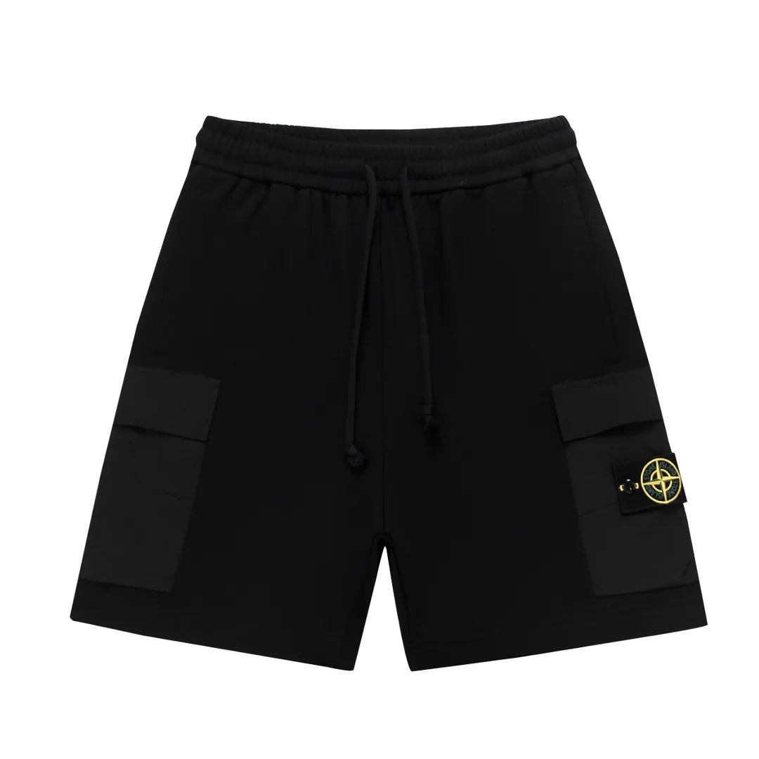 Compass Patch Cargo Sweat Shorts D17012514