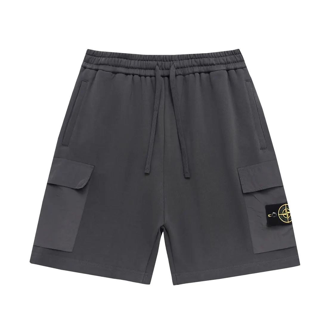 Compass Patch Cargo Sweat Shorts D17012512