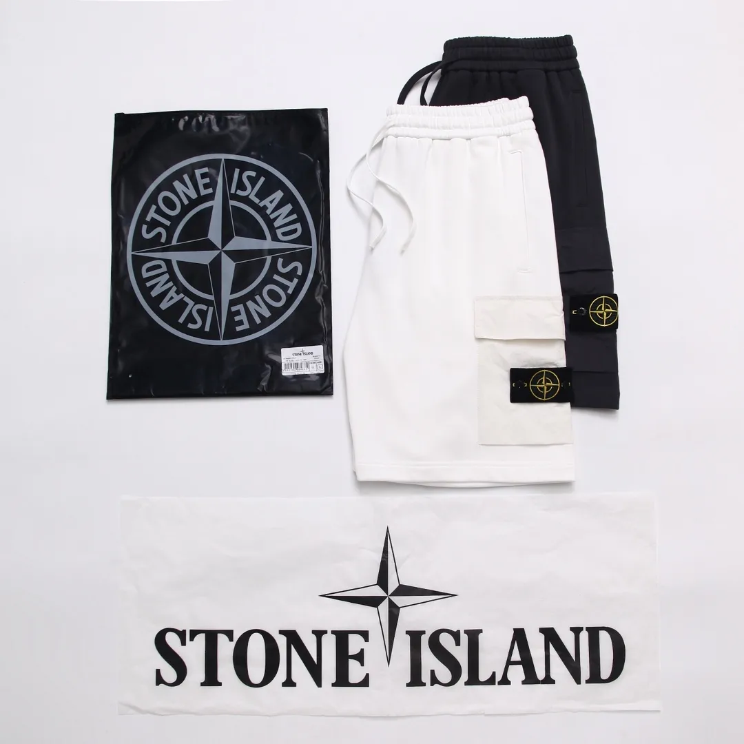 Compass Patch Cargo Sweat Shorts D17012513 — view 9