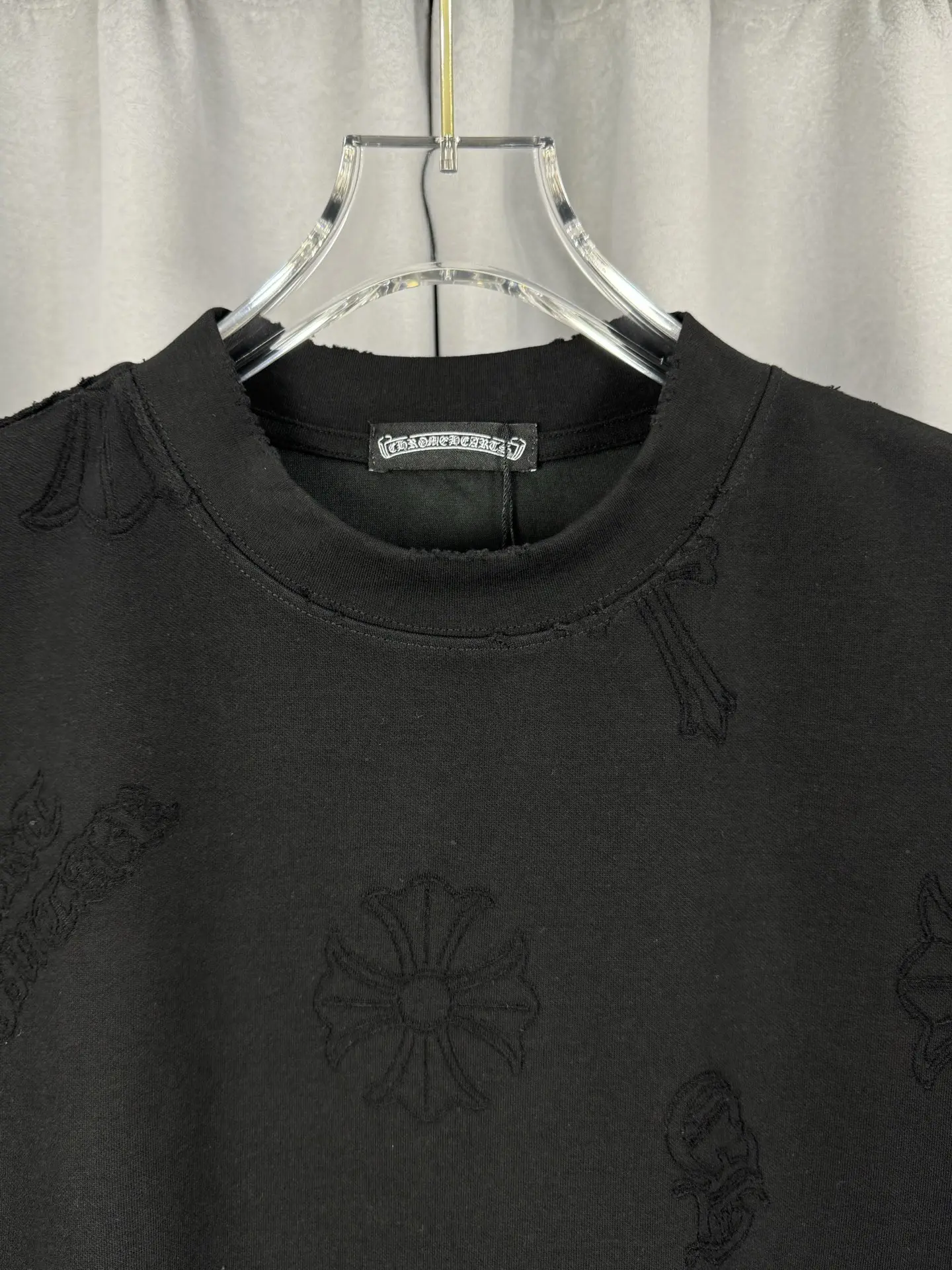 Acid-Wash Laser-Cut Cross T-Shirt D17019554 — view 4