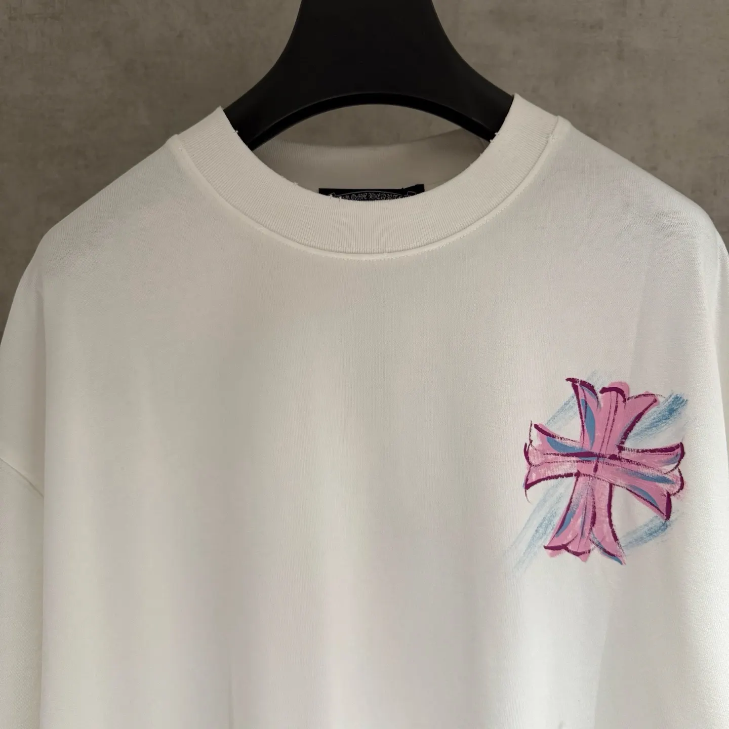Hand-Painted Cross Logo Cotton T-Shirt D17519000 — view 3