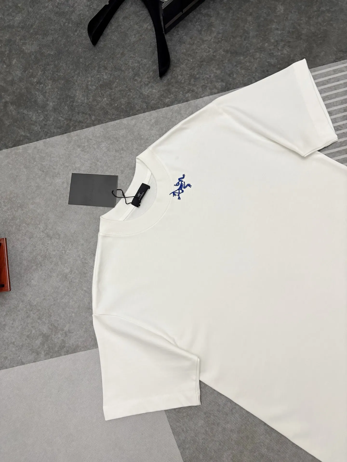 Embroidered Cotton-Jersey T-Shirt D17515287 — view 2