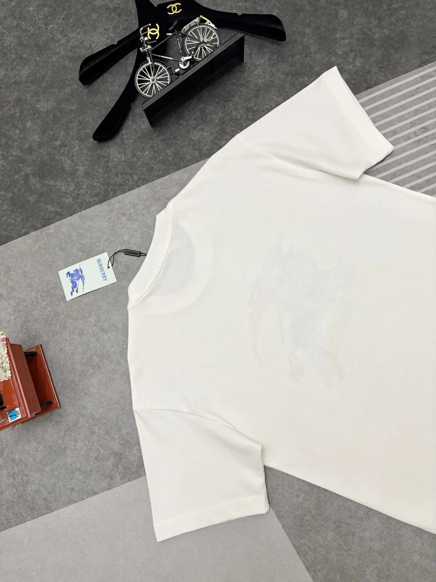 Embroidered Equestrian Knight Cotton T-Shirt D17515300 — view 9