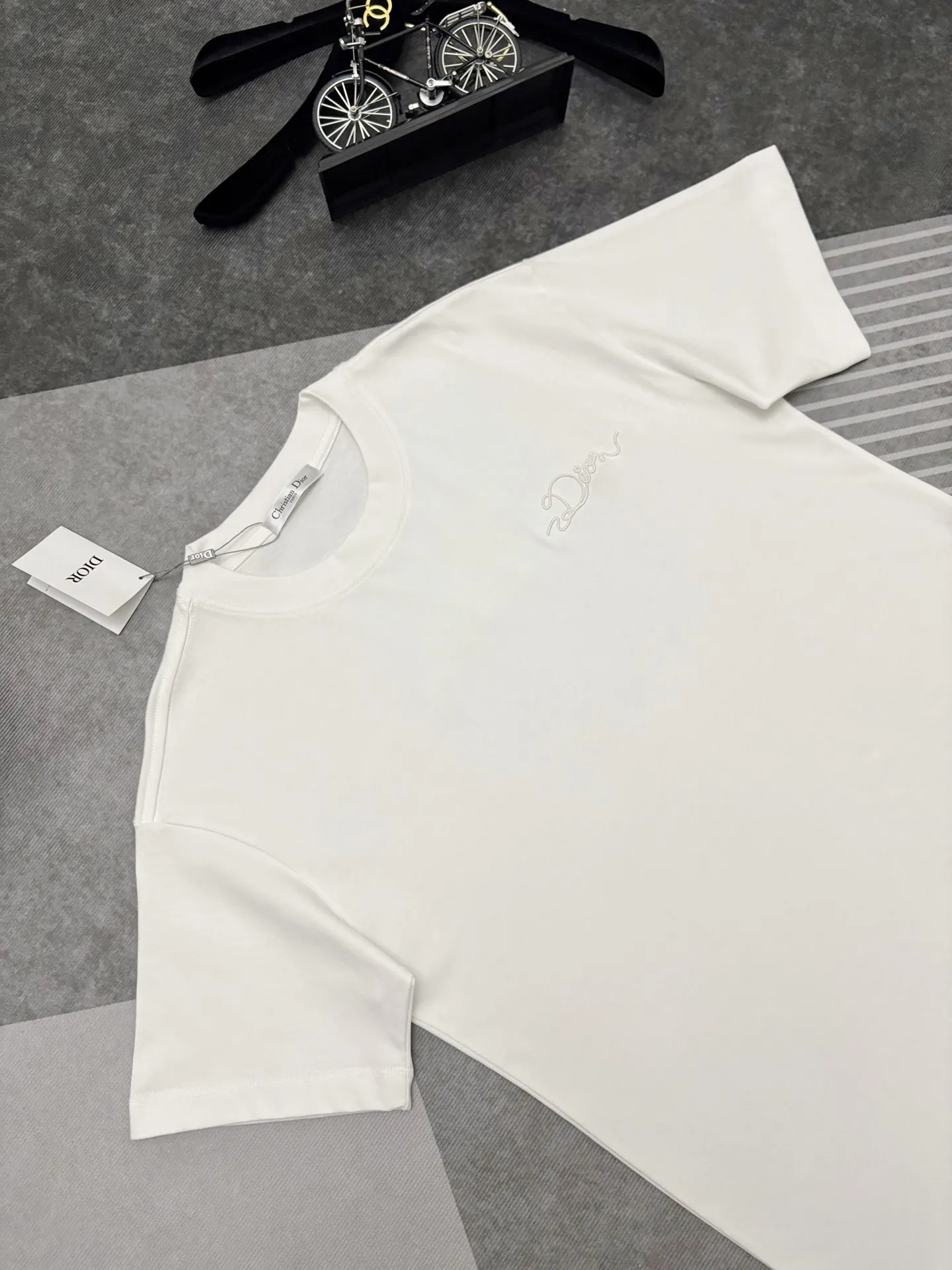 Logo Embroidered Cotton T-Shirt D17515284 — view 2