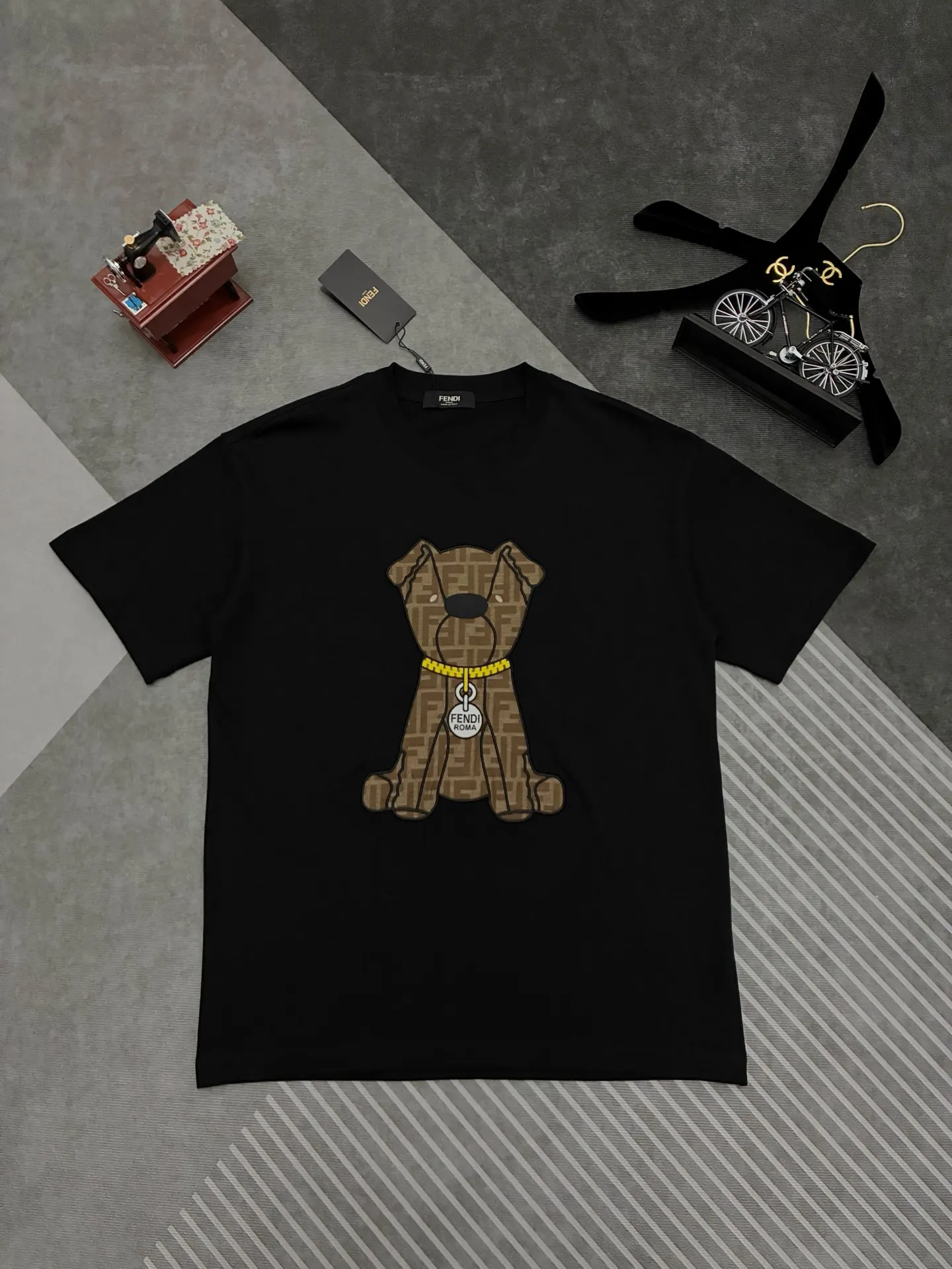Embroidered Logo Dog Cotton T-Shirt D17515309