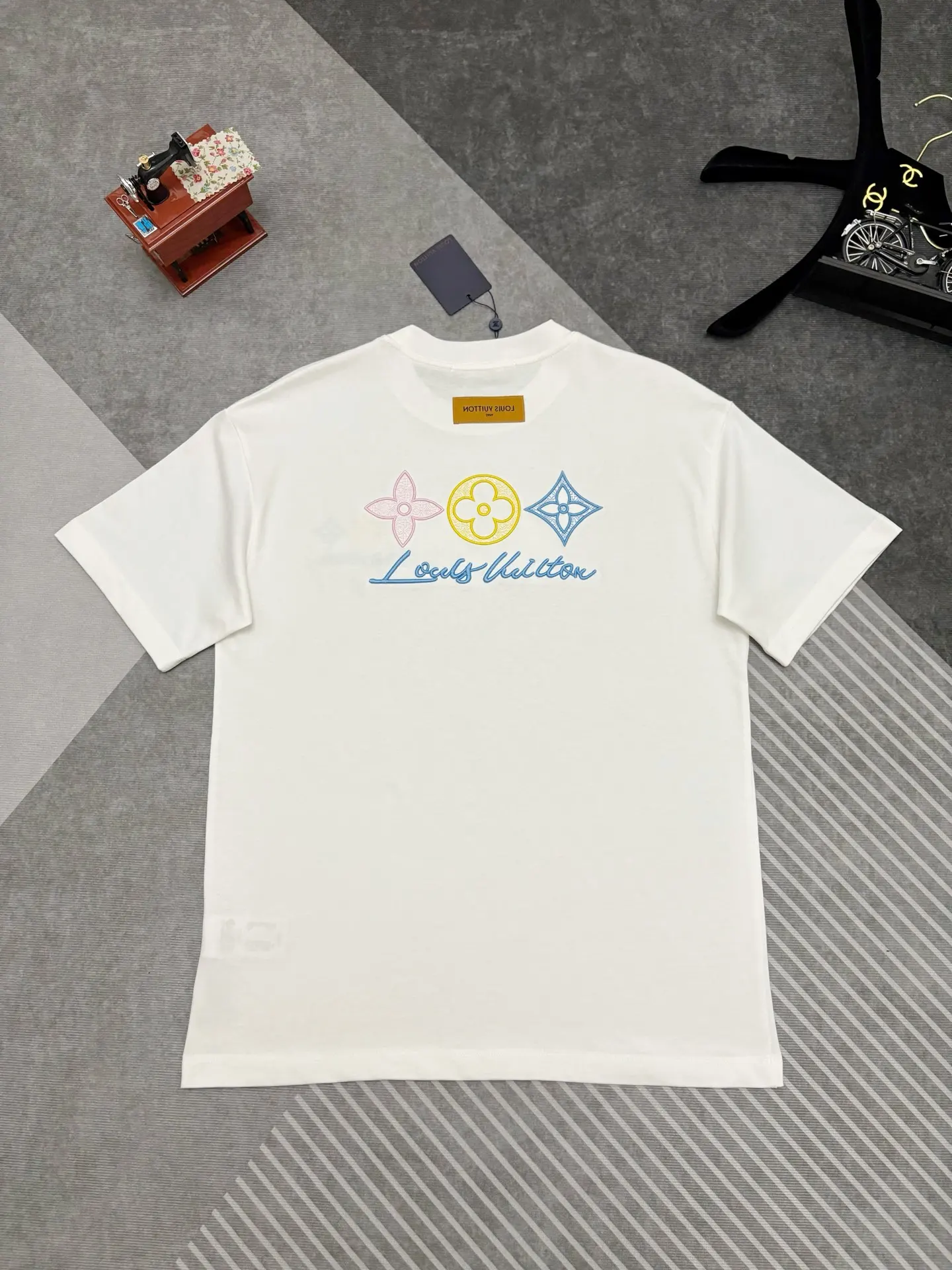 Embroidered Monogram Cotton T-Shirt D17515289 — view 5