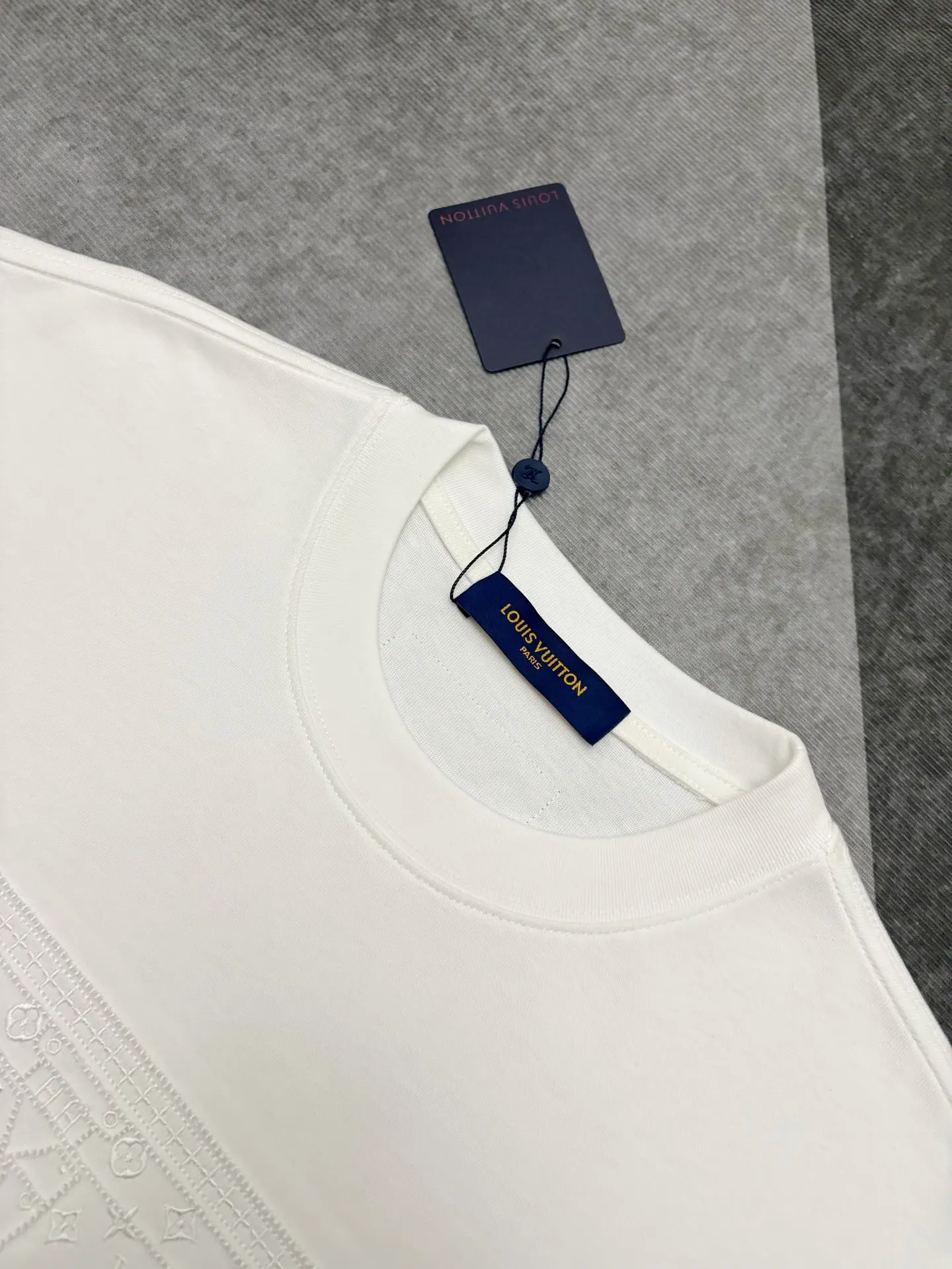 Embroidered Trunk Logo Cotton T-Shirt D17515285 — view 4