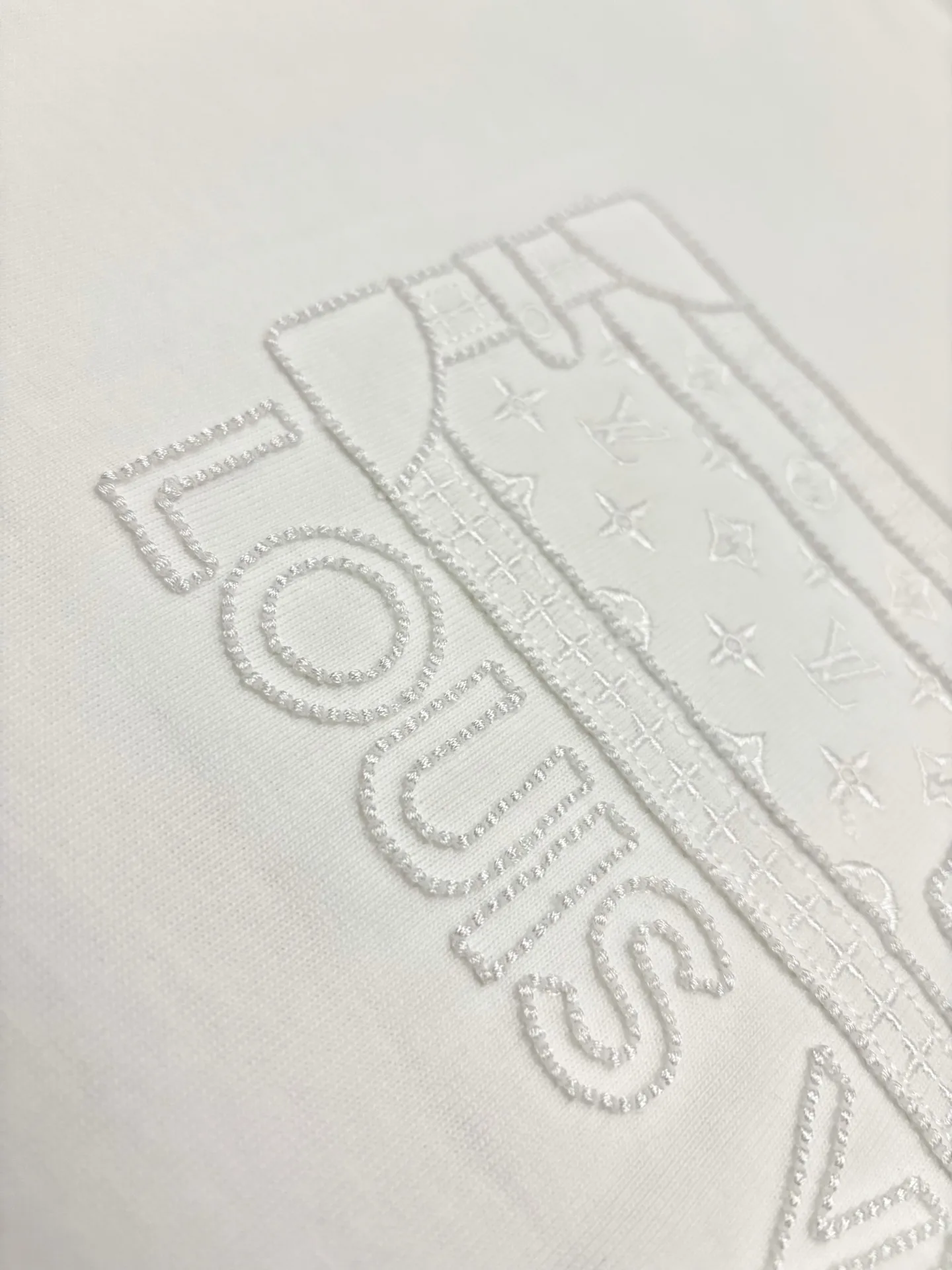 Embroidered Trunk Logo Cotton T-Shirt D17515285 — view 6