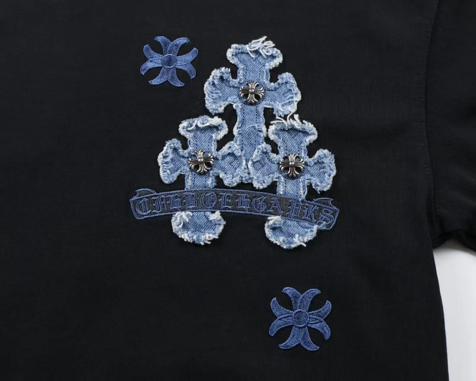 Denim Patchwork Embroidered Long-Sleeve T-Shirt D18024910 — view 3