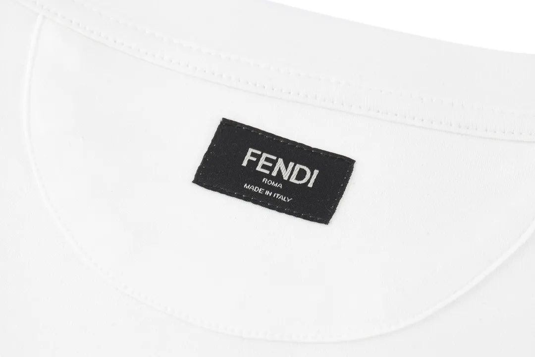 FF Logo Hardware Oversized T-Shirt D18014211 — view 4