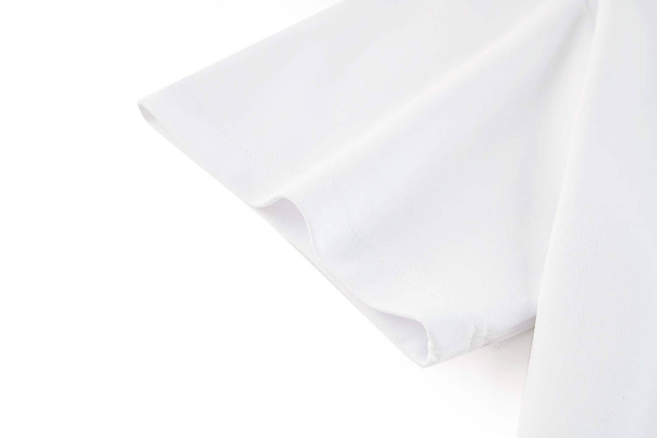 Oversized Logo-Badge Cotton T-Shirt D18014179 — view 6